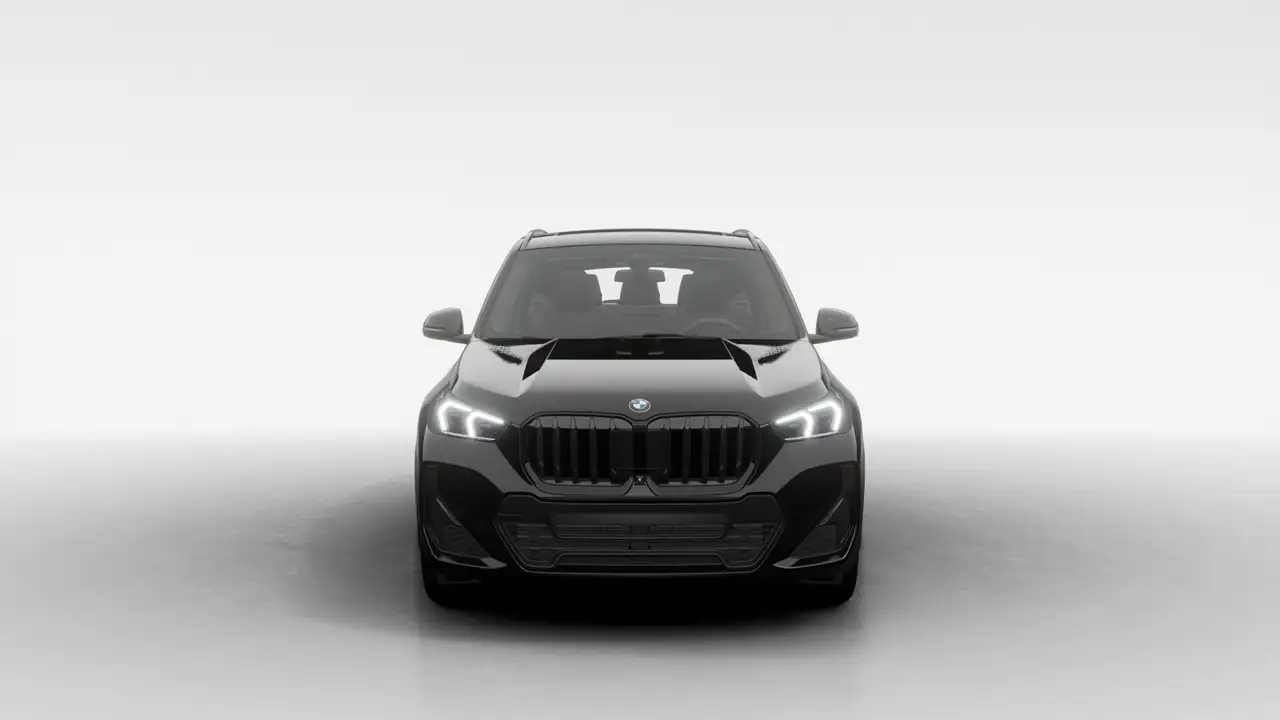 BMW X1 снимка BMW X1