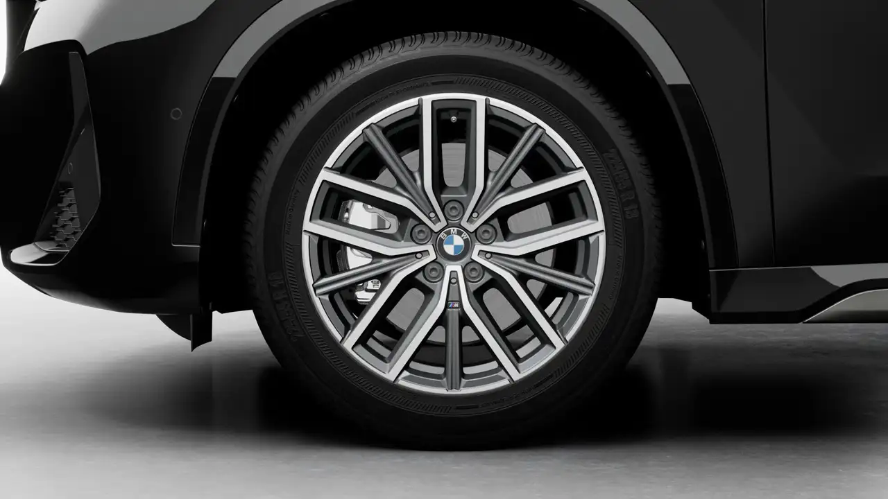 BMW X1 снимка BMW X1