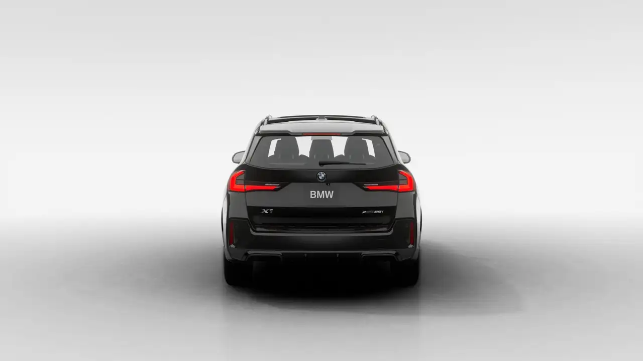 BMW X1 снимка BMW X1