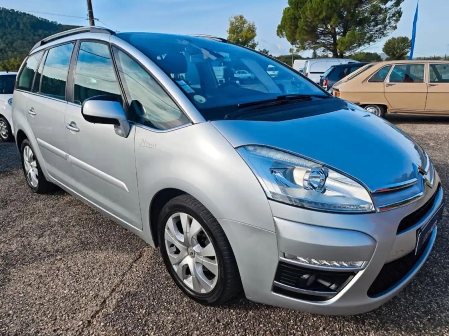 Citroen Grand C4 Picasso 1.6 hdi Gris - 1