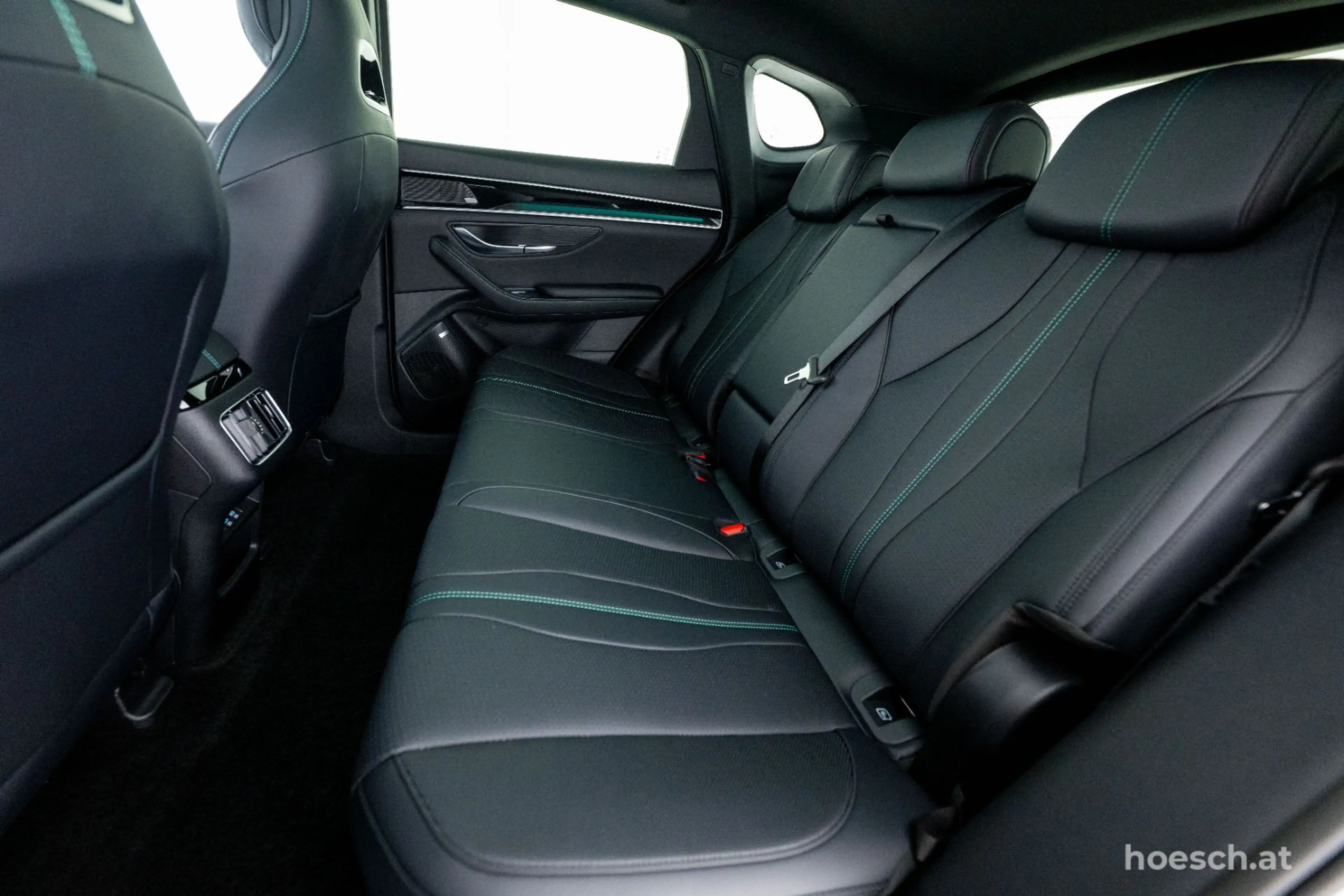 BYD Seal U DM-i DESIGN 4x4 HEAD-UP PANO LEDER JETZT SICHERN — photo 7