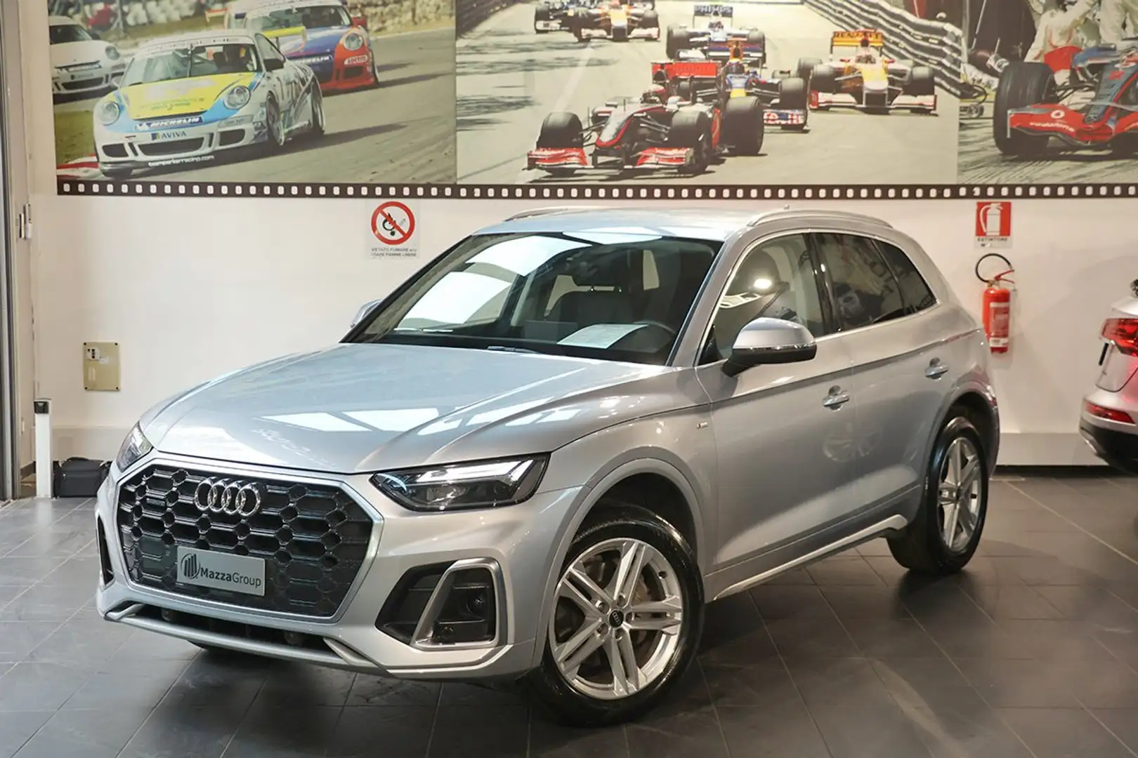Audi Q5 40 TDI Quattro S-Tronic S-Line - VOLANTE PIATTO Silber - 1