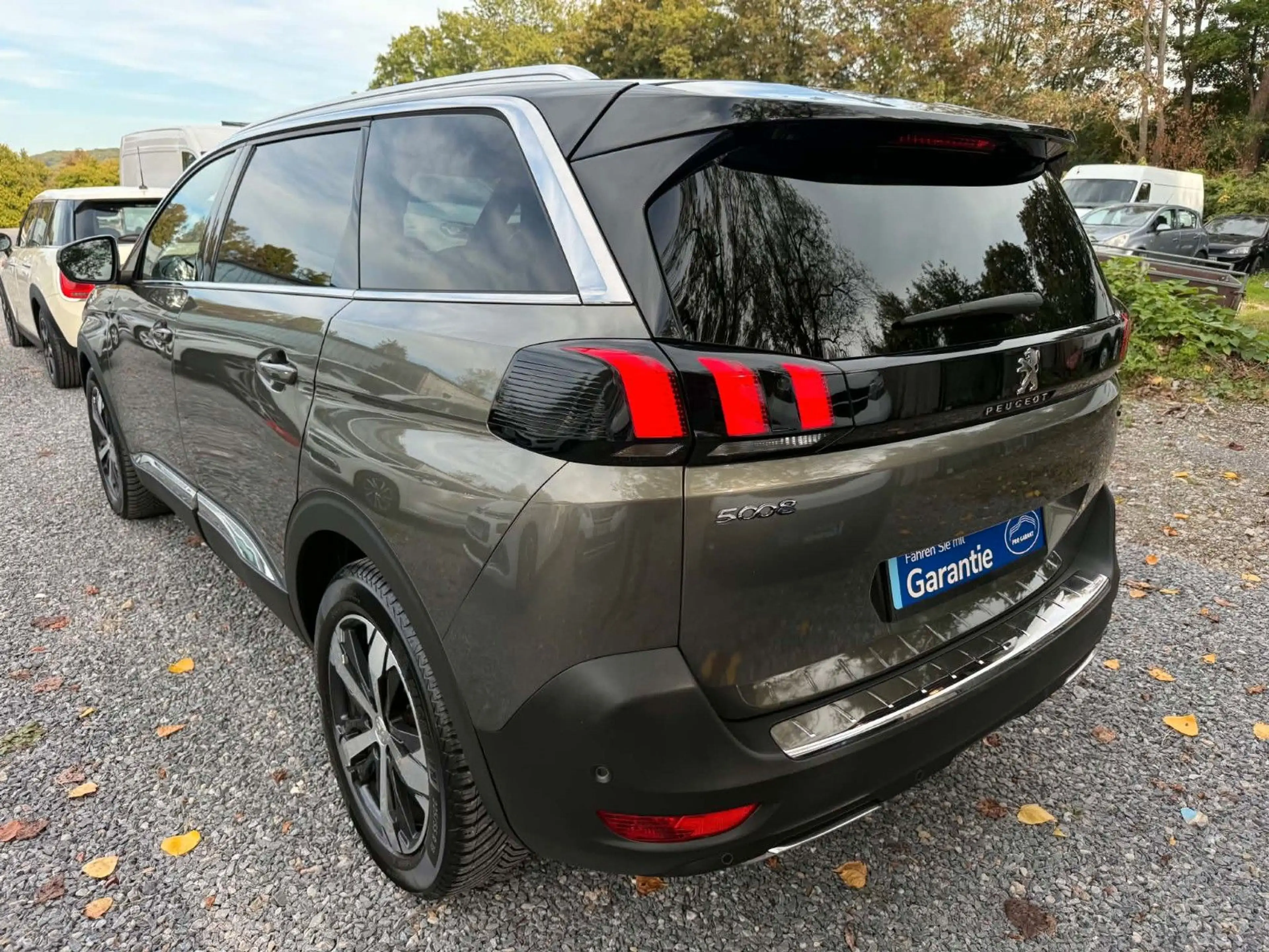 Peugeot 5008 Peugeot 5008 1.6 THP GT Line*7 Sitzer*Panorama* — photo 4