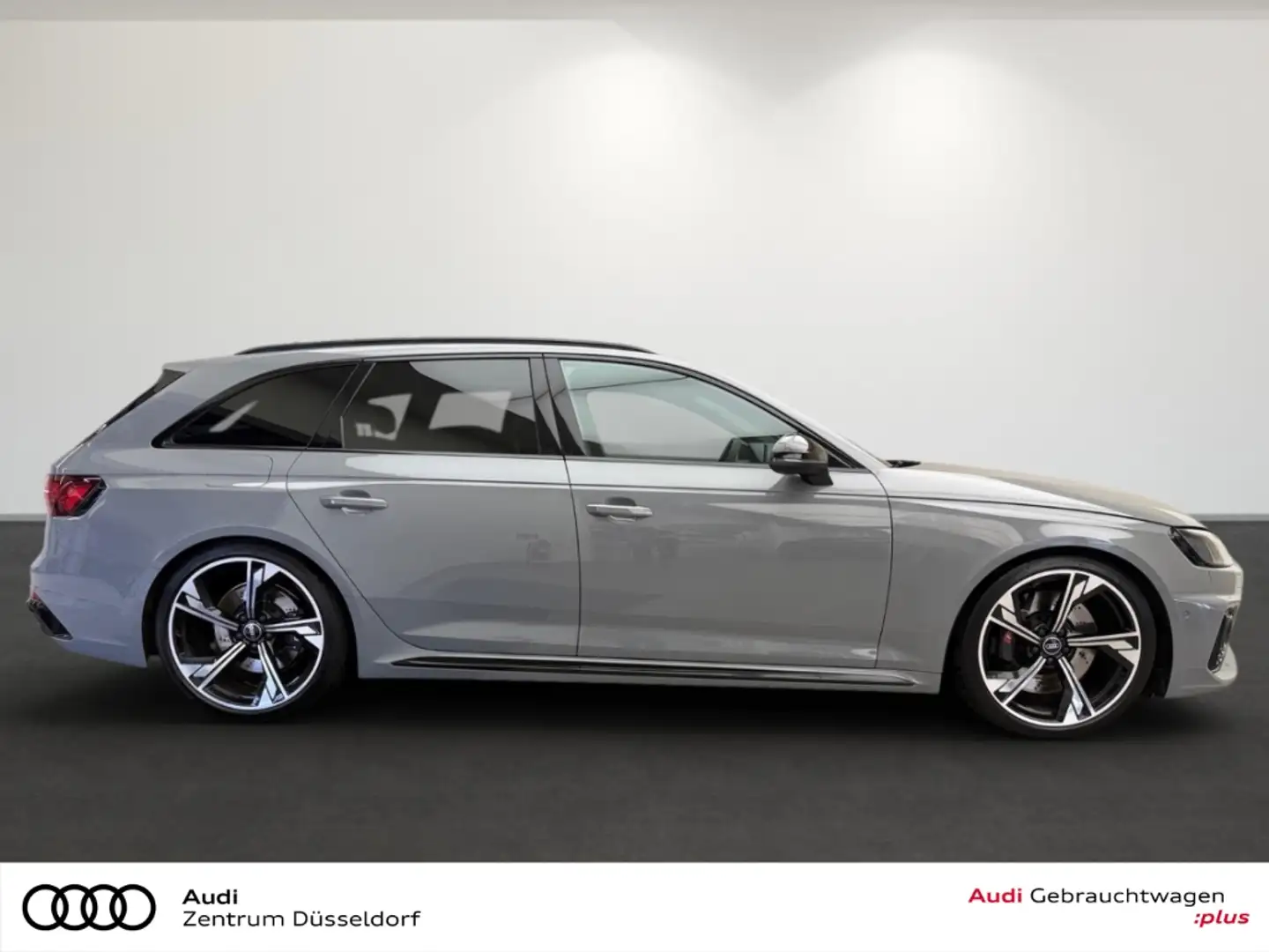 Audi RS4 Avant 2.9 TFSI quattro PANO MATRIX B&O HUD UVM. Gris - 2
