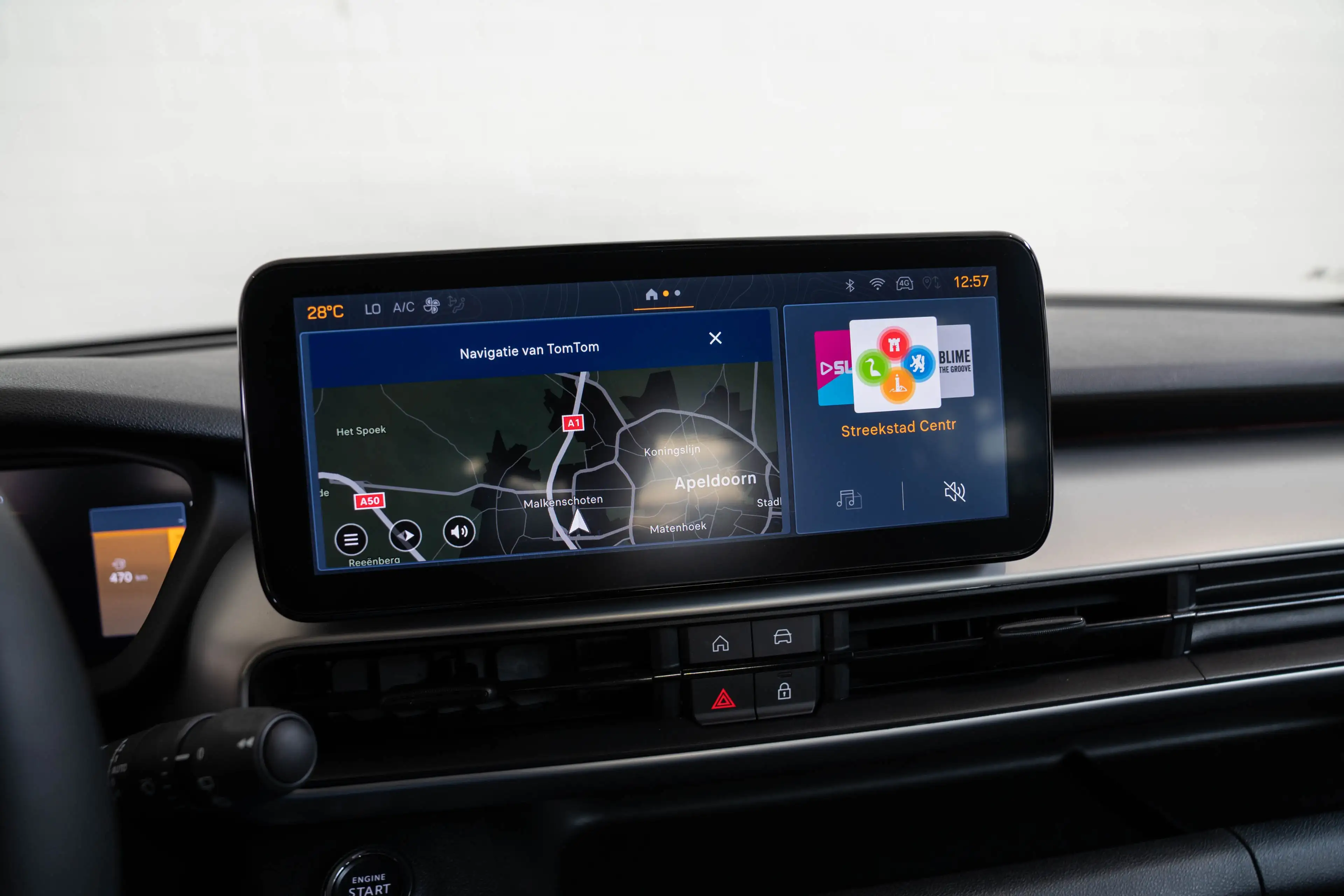 Jeep Avenger 1.2 e-Hybrid Summit | Camera | Elektrische Achterk — photo 31