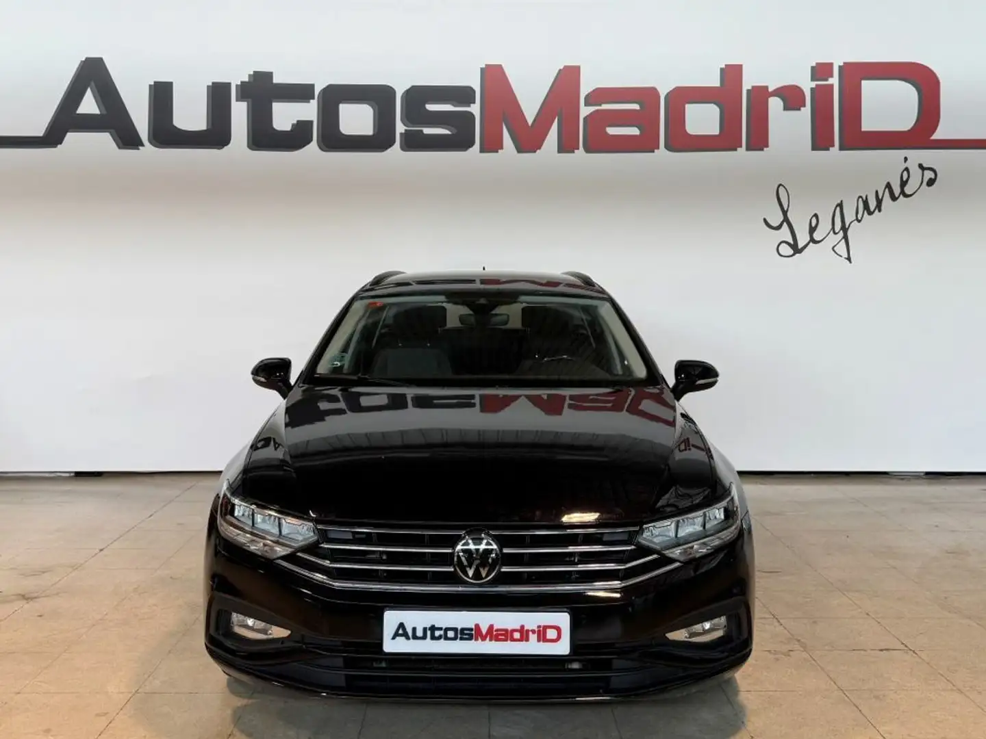 Volkswagen Passat Variant Business 2.0 TDI 110kW Grijs - 2