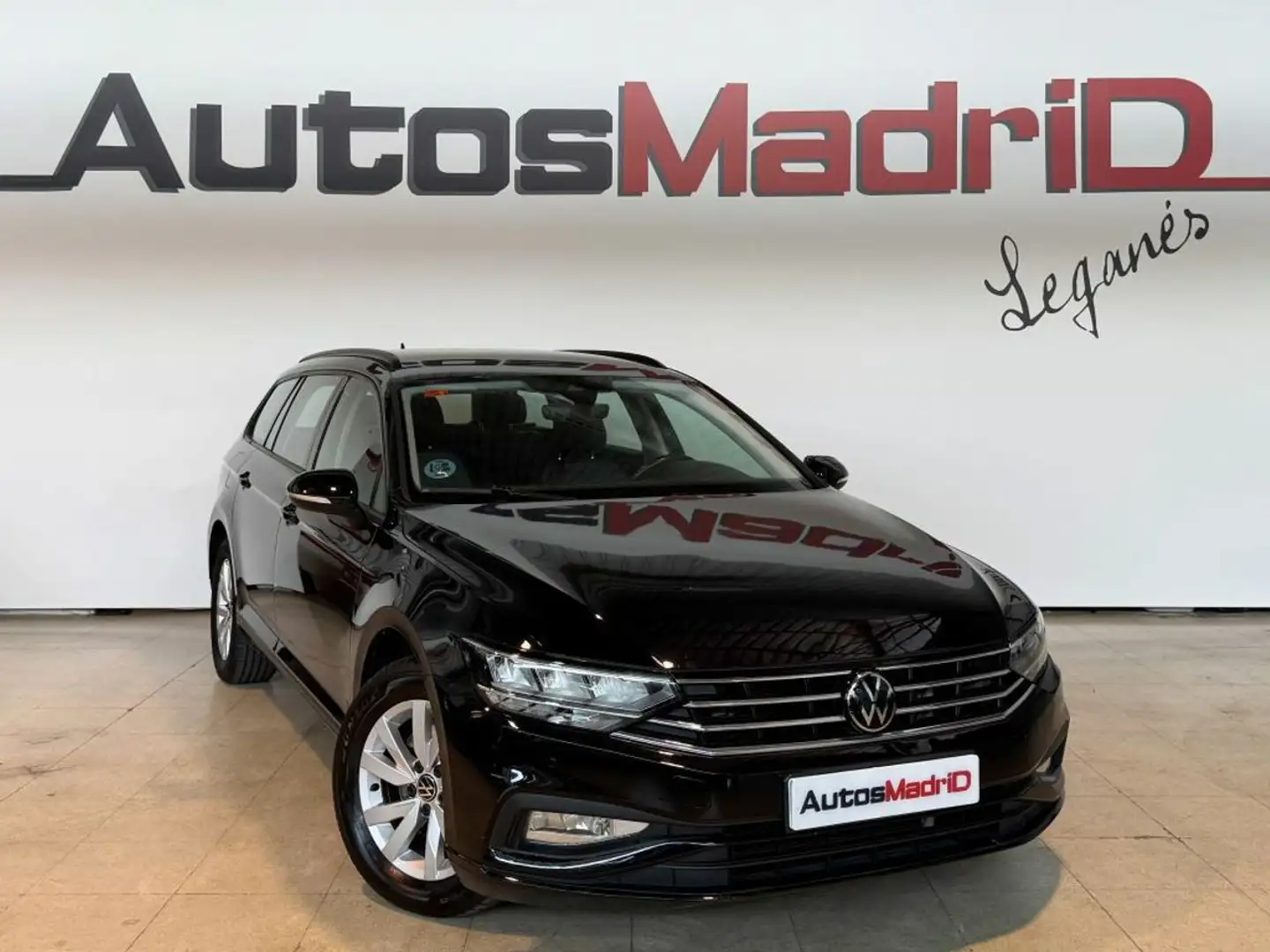 Volkswagen Passat Variant Business 2.0 TDI 110kW Grijs - 1