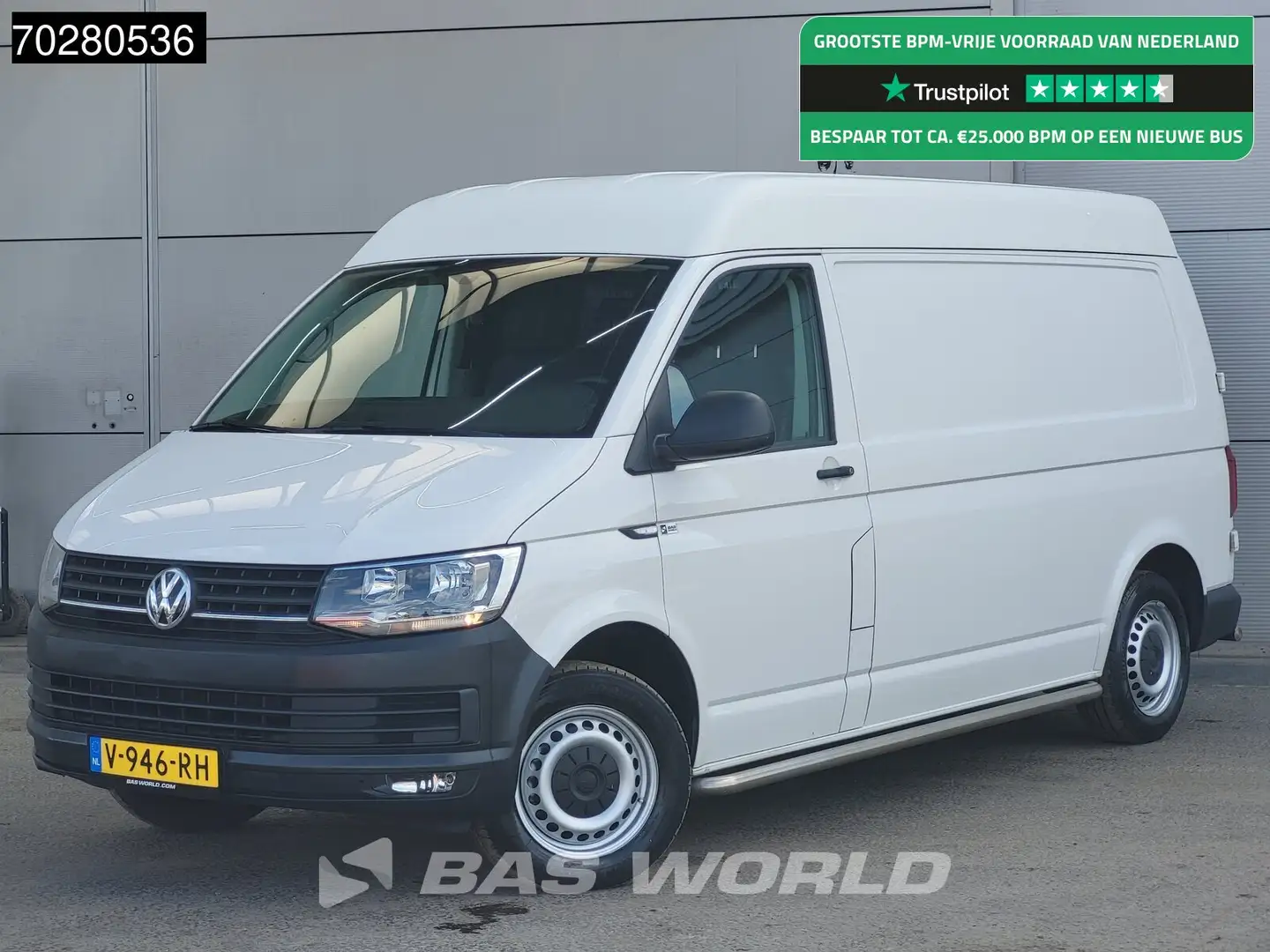 Volkswagen Transporter 150PK Automaat L2H2 Navi Airco Cruise Parkeersenso Wit - 1
