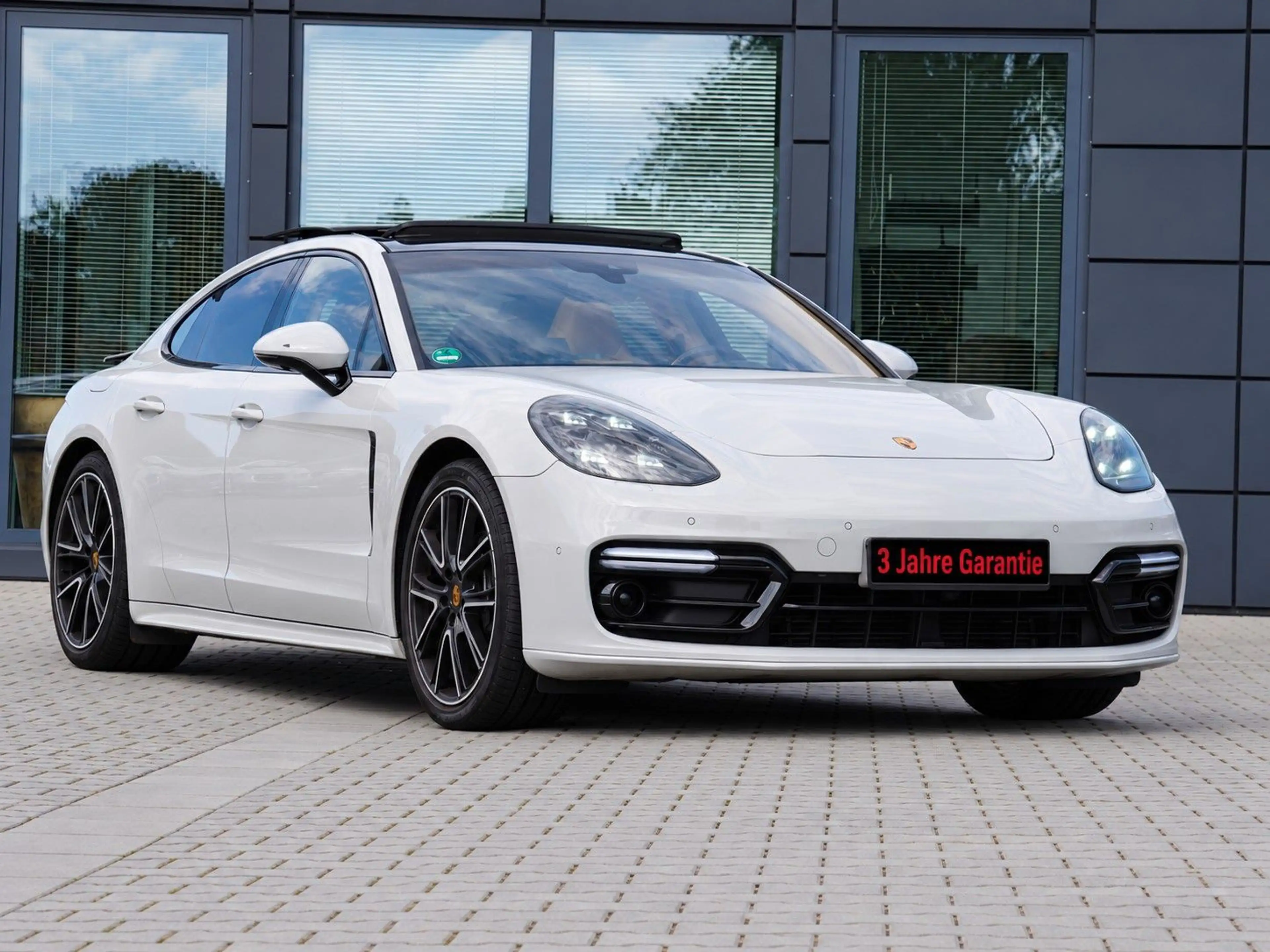 Porsche Panamera 4 Sport Chrono Paket + 3 JAHRE GARANTIE