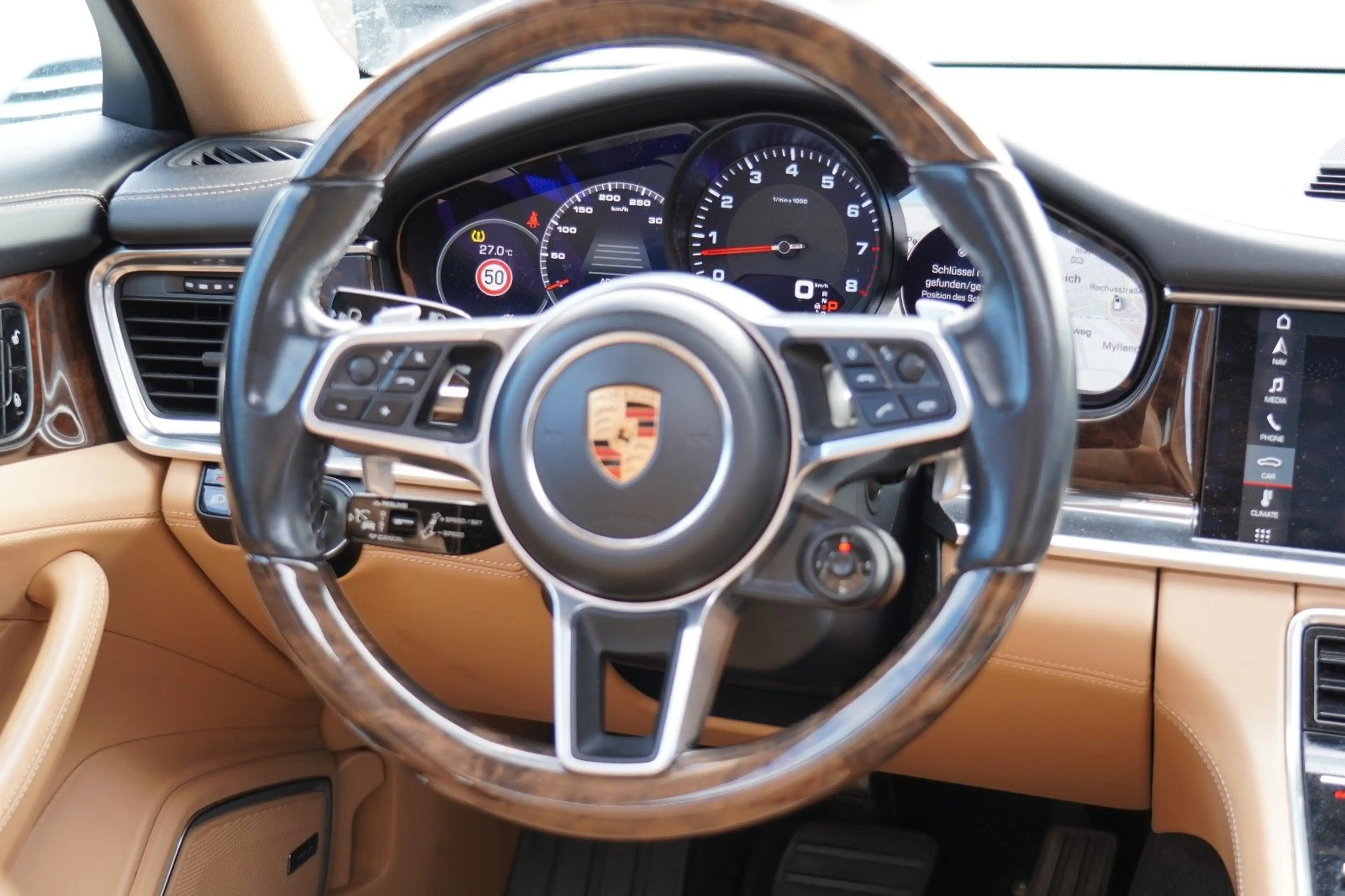 Porsche Panamera 4 Sport Chrono Paket + 3 JAHRE GARANTIE — photo 11