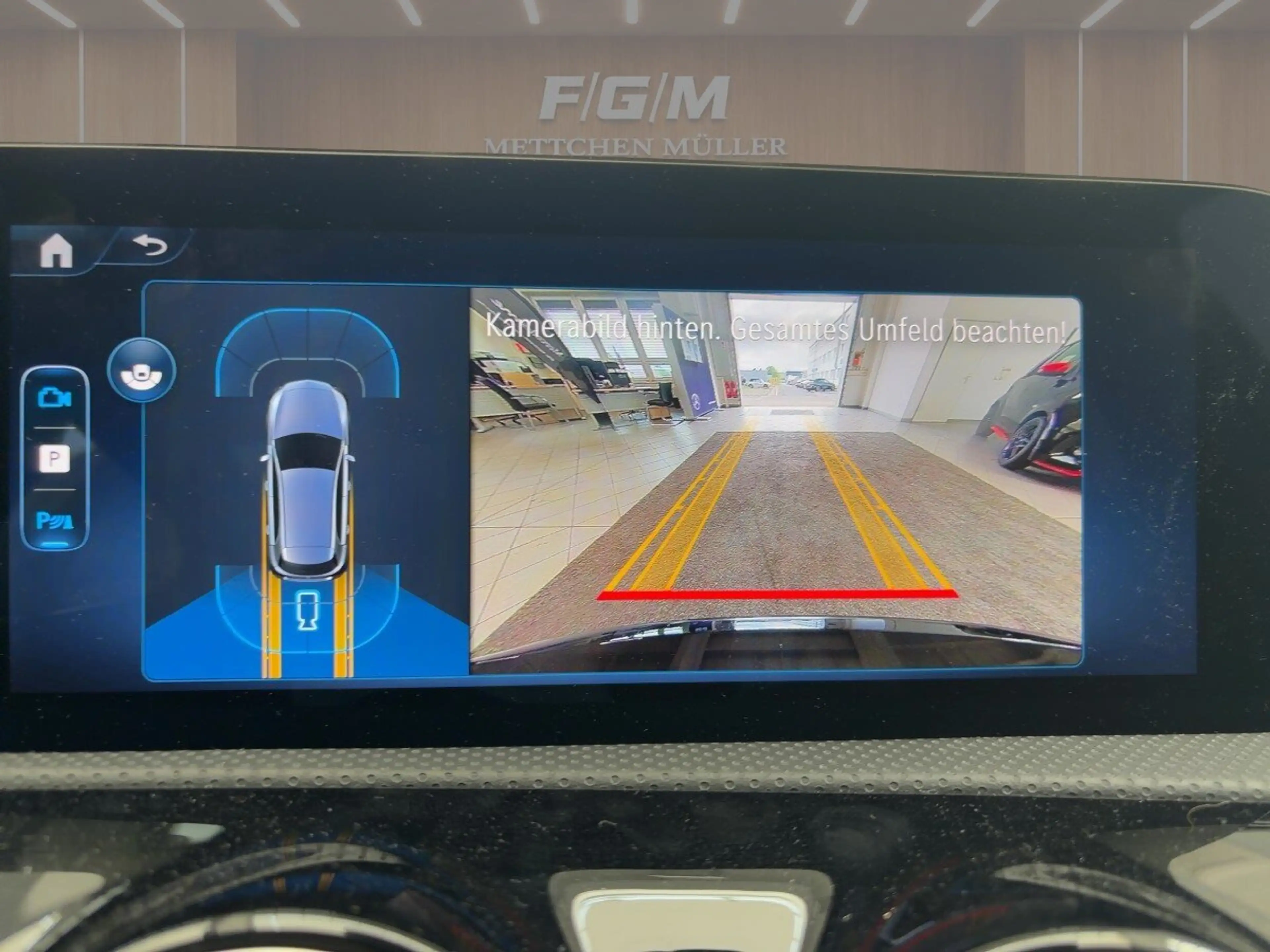 Mercedes-Benz A 180 A 180 Kompaktlimousine AMG-LINE+CARPLAY+R.KAMERA+ — photo 12