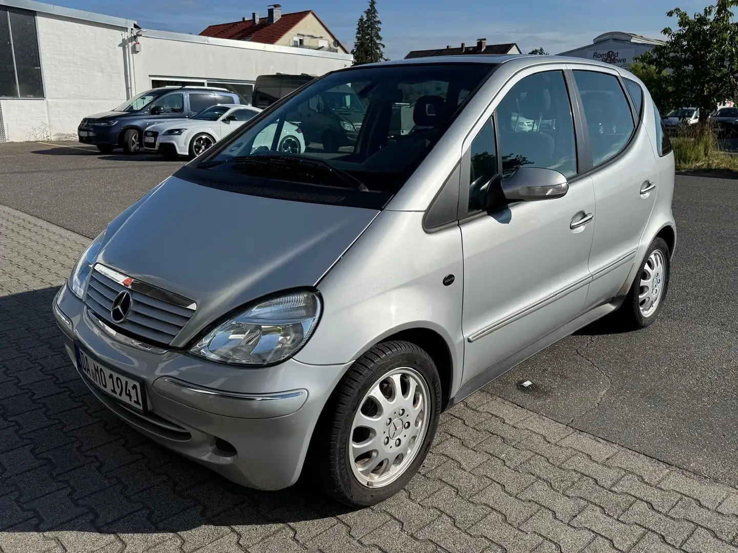 Mercedes-Benz A 140 A-Klasse Elegance Silver - 2