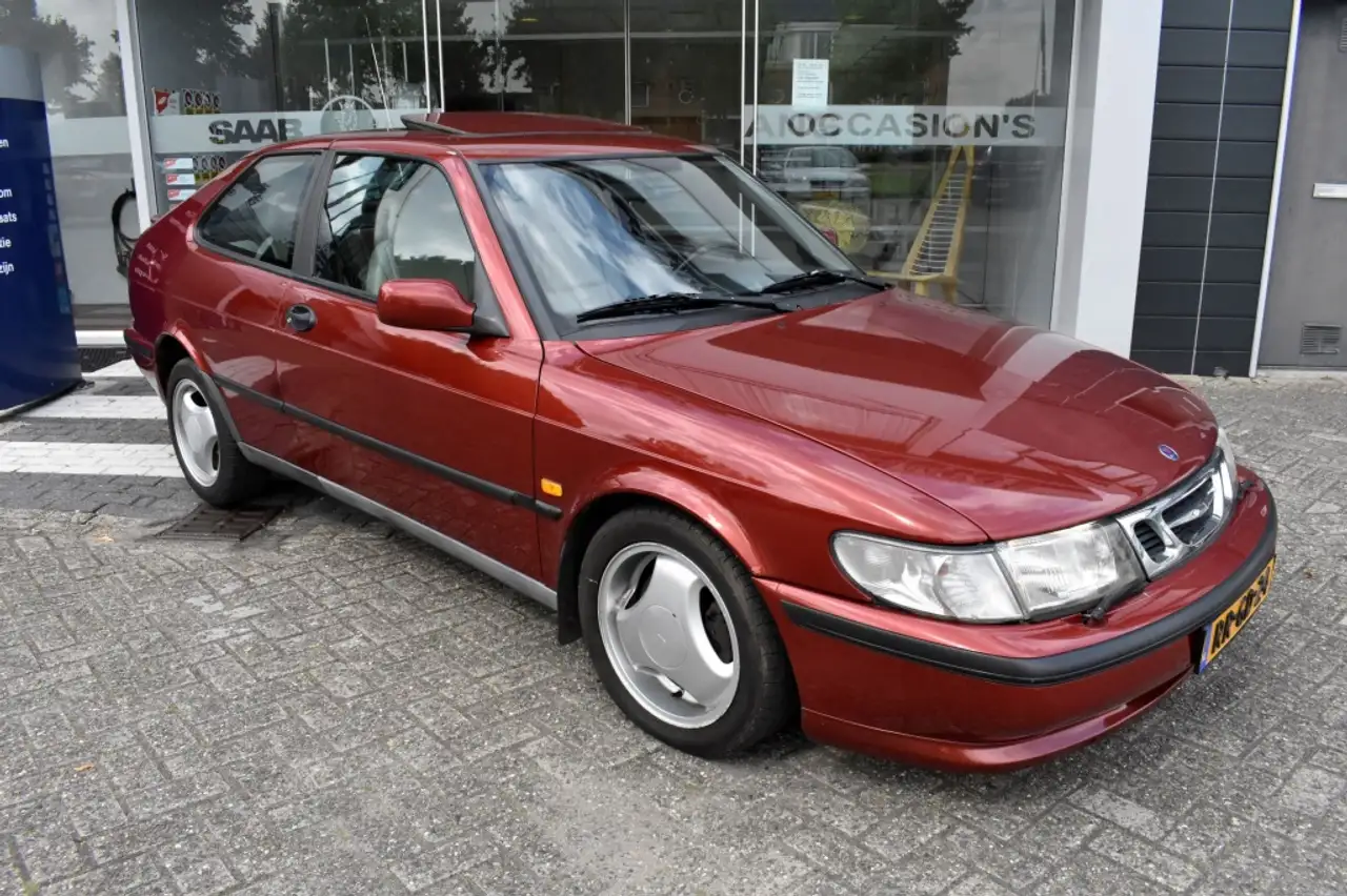 Saab 900 SE 2.0i Turbo Coupe Sensonic, foto 2