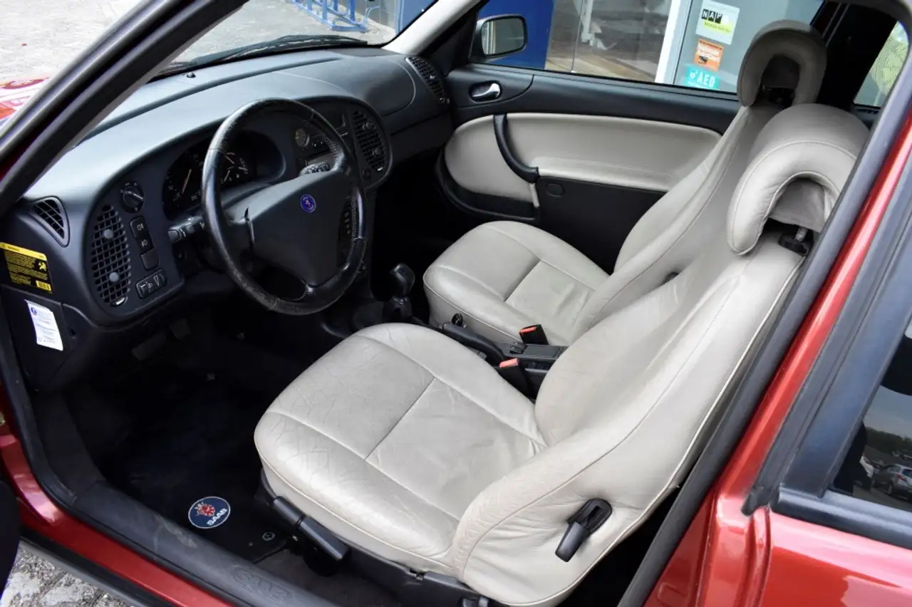 Saab 900 SE 2.0i Turbo Coupe Sensonic, foto 6