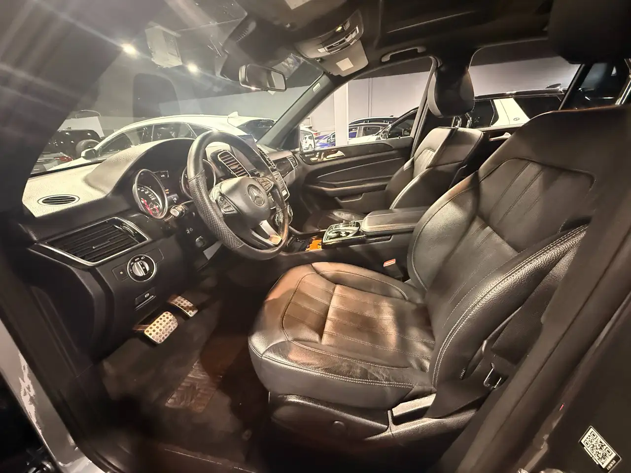Mercedes-Benz GLE снимка Mercedes-Benz GLE