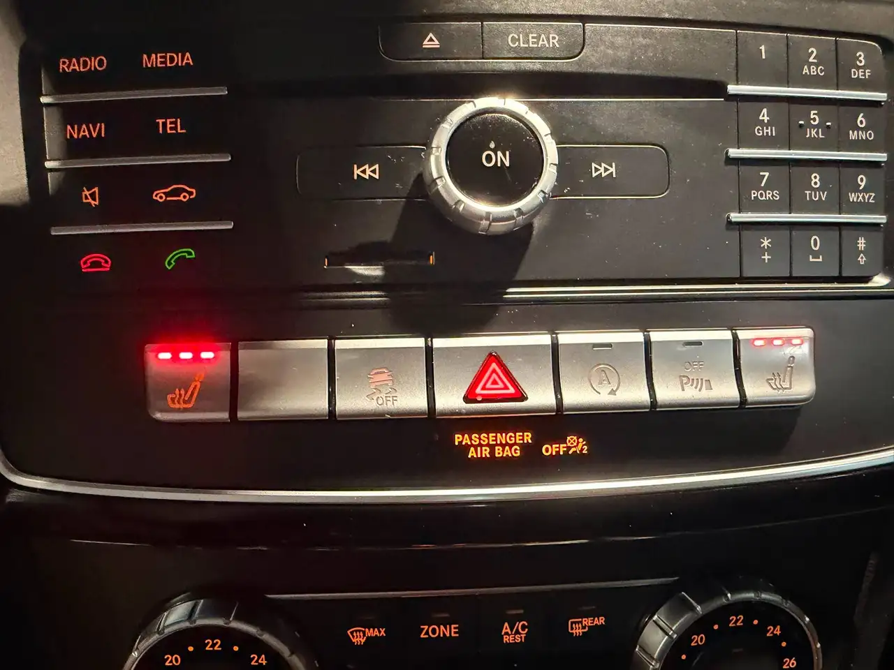 Mercedes-Benz GLE снимка Mercedes-Benz GLE