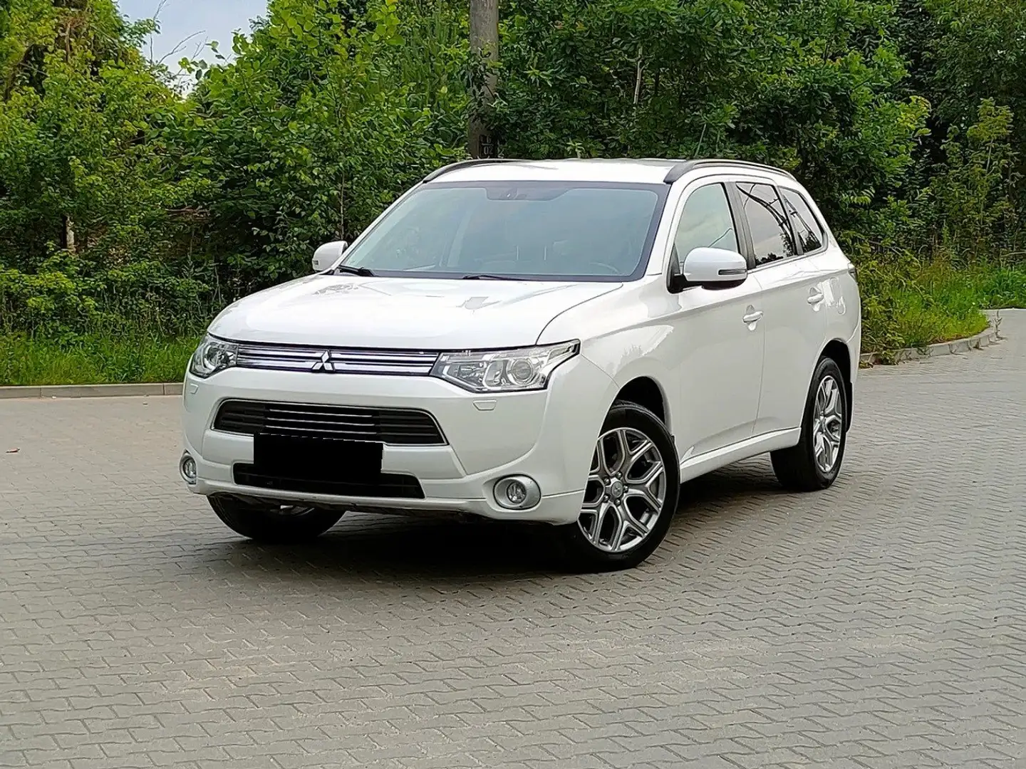 Mitsubishi Outlander Outlander 2.0 4WD Plug-In HybridPlus Weiß - 2