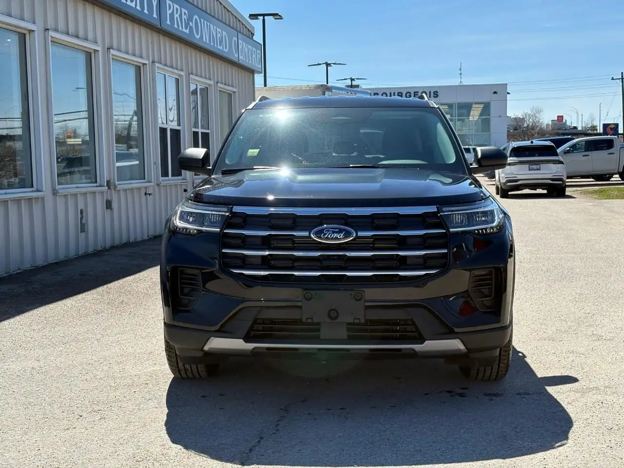 Ford Explorer снимка Ford Explorer