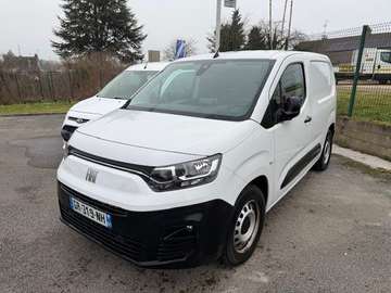 M 800kg Electrique 136ch Batterie 50 kWh Pro Lounge Connect