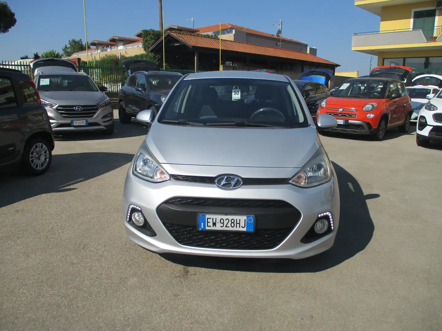 Hyundai i10 i10 II 2014 1.0 E5 STYLE +600.00 GPL NEW Argento - 2