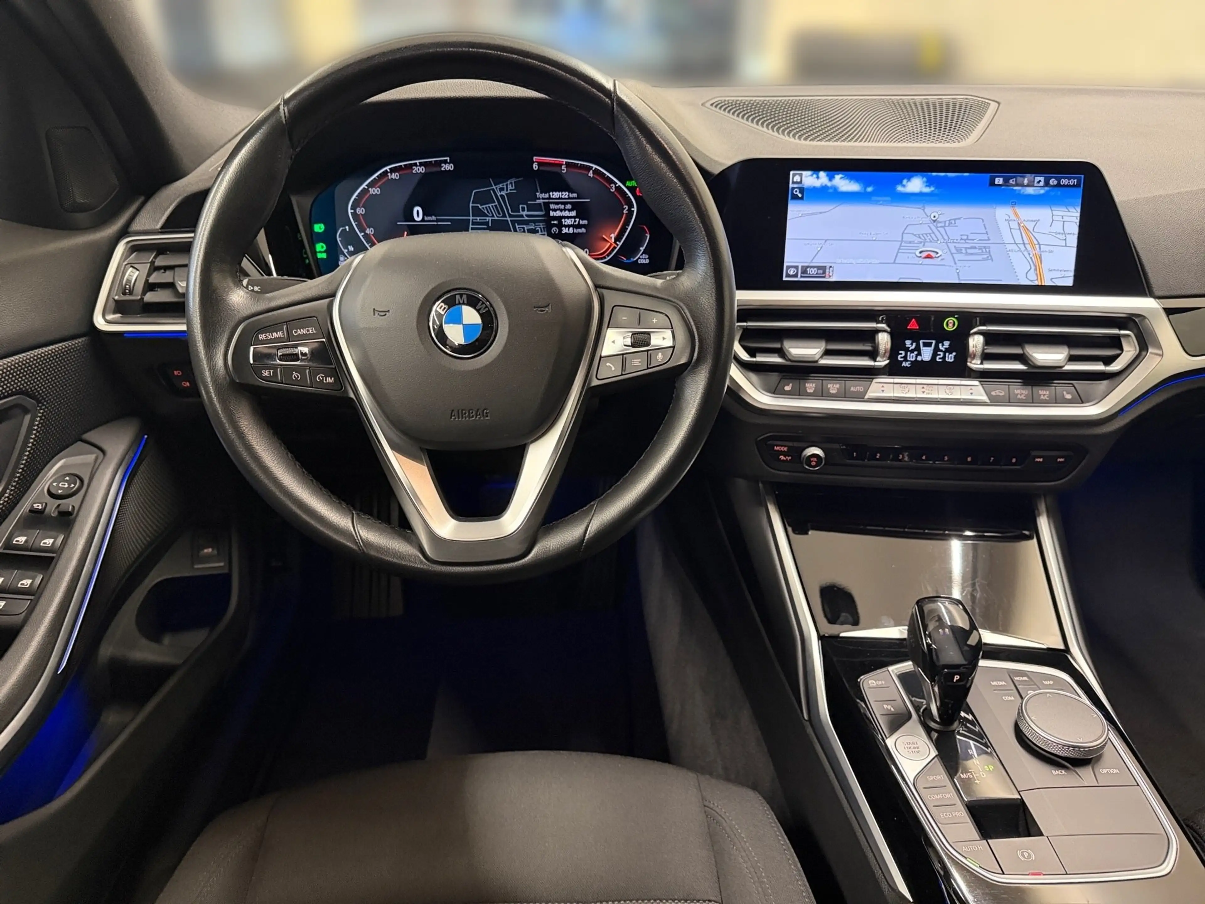 BMW 318 d — photo 7