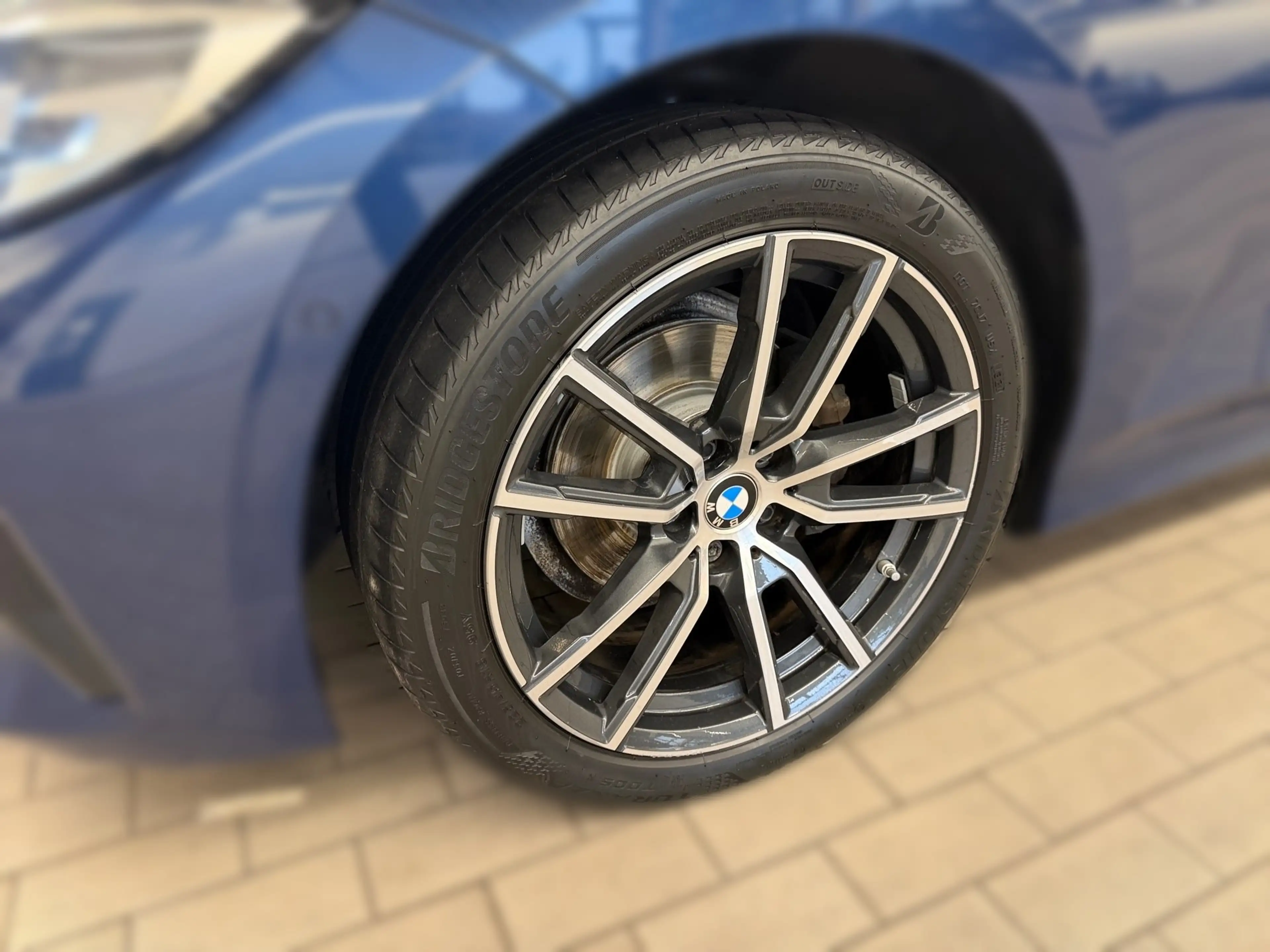 BMW 318 d — photo 3
