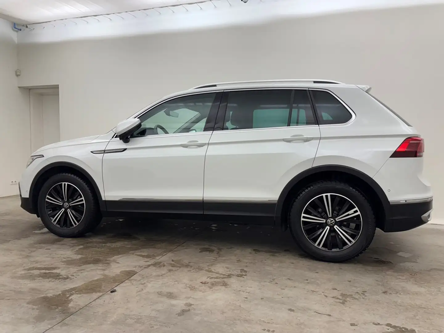 Volkswagen Tiguan 1.5TSI ACT Highline DSG7 FACE LIFT GPS Camera Dig. Blanc - 2