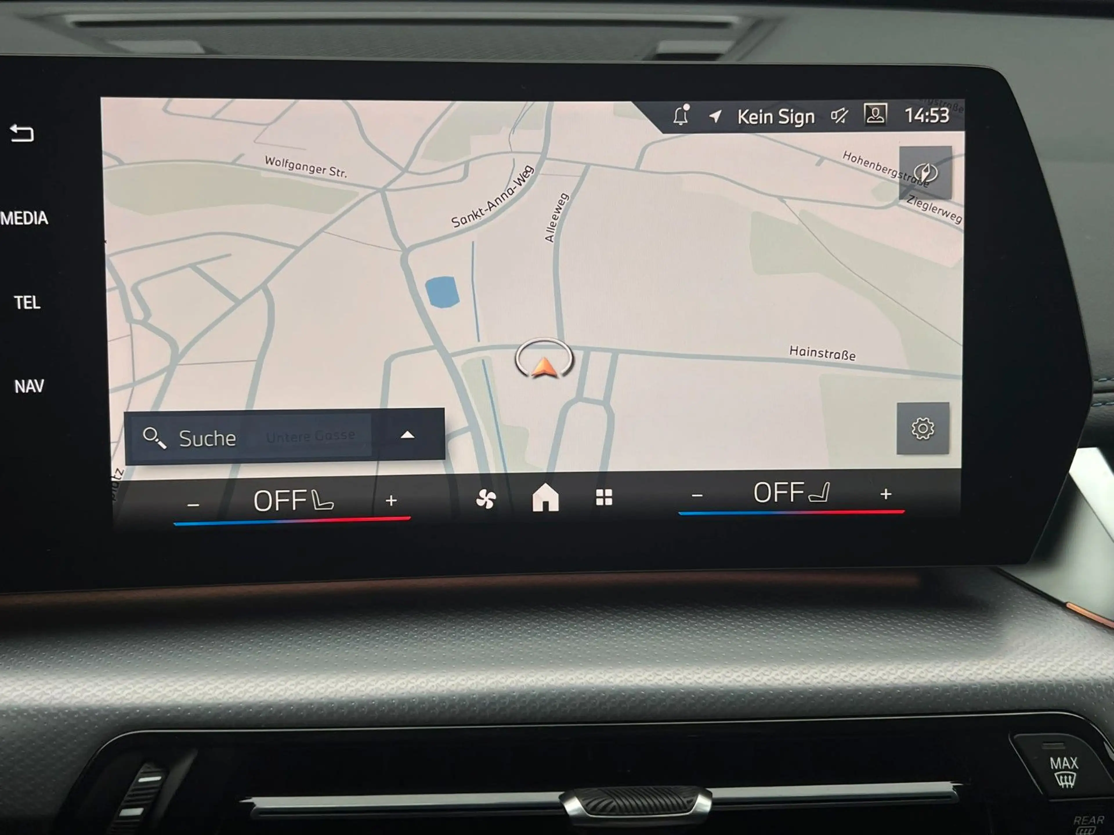 BMW X1 sDrive 18i M SPORT /Kamera/Komfortzu/18"M-Rad — photo 15