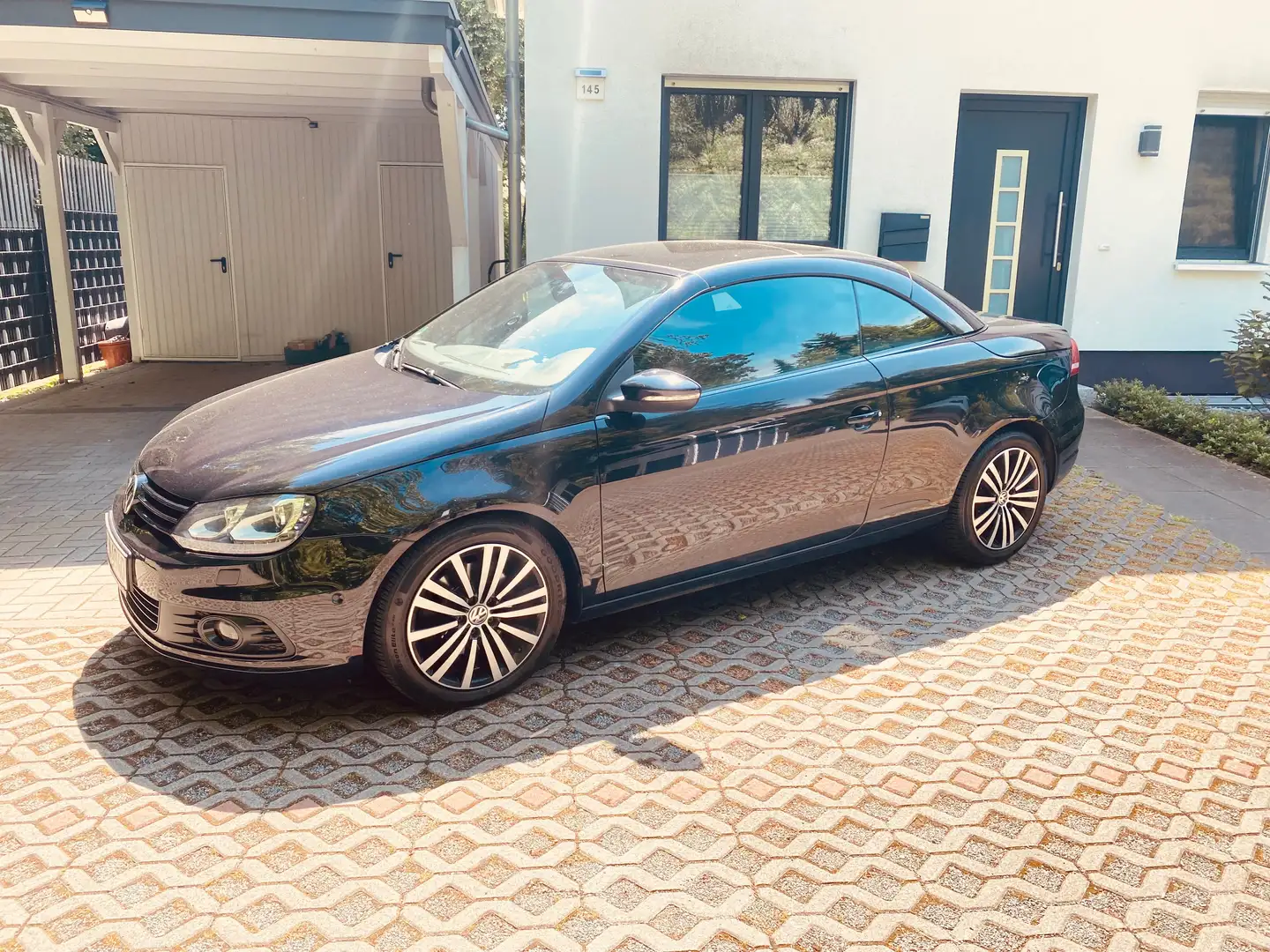 Volkswagen Eos Eos Sky 2,0 BMT TDI DPF Sky Highline Schwarz - 1