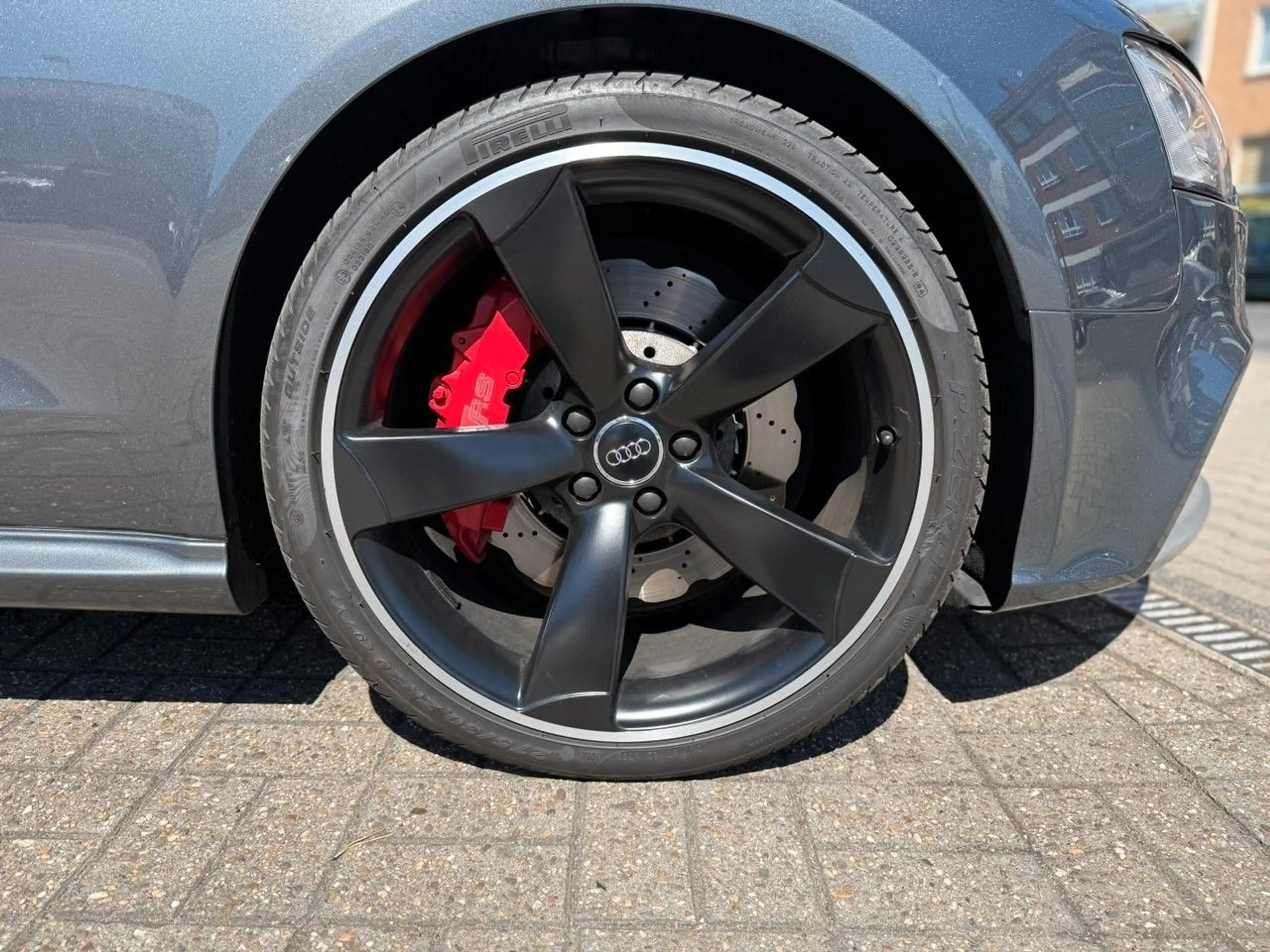 Audi RS5 RS 5 Cabriolet 4.2 FSI quattro — photo 28