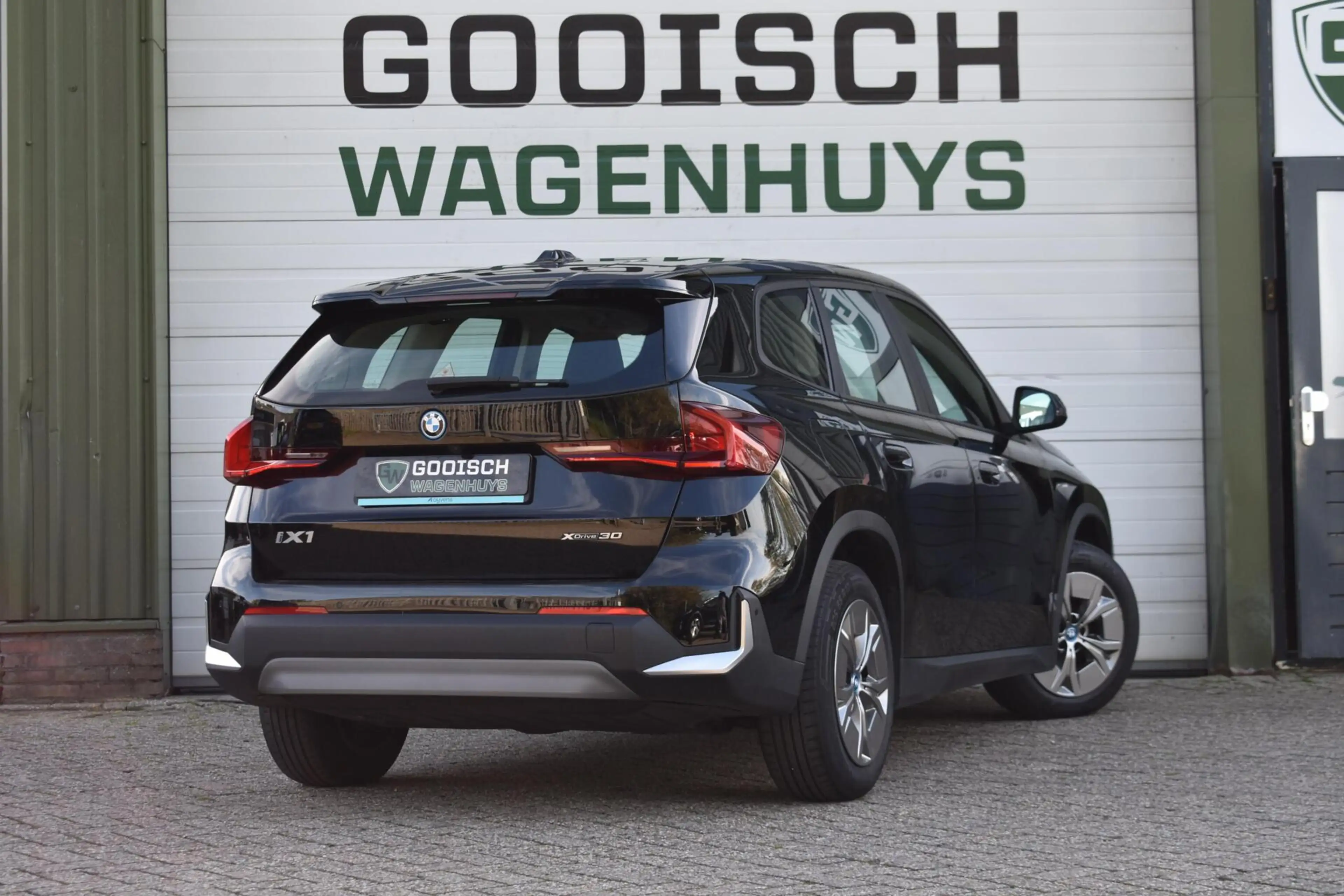 BMW iX1 xDrive30 Launch Edition 67 kWh | 100% SOH | Camera — photo 4