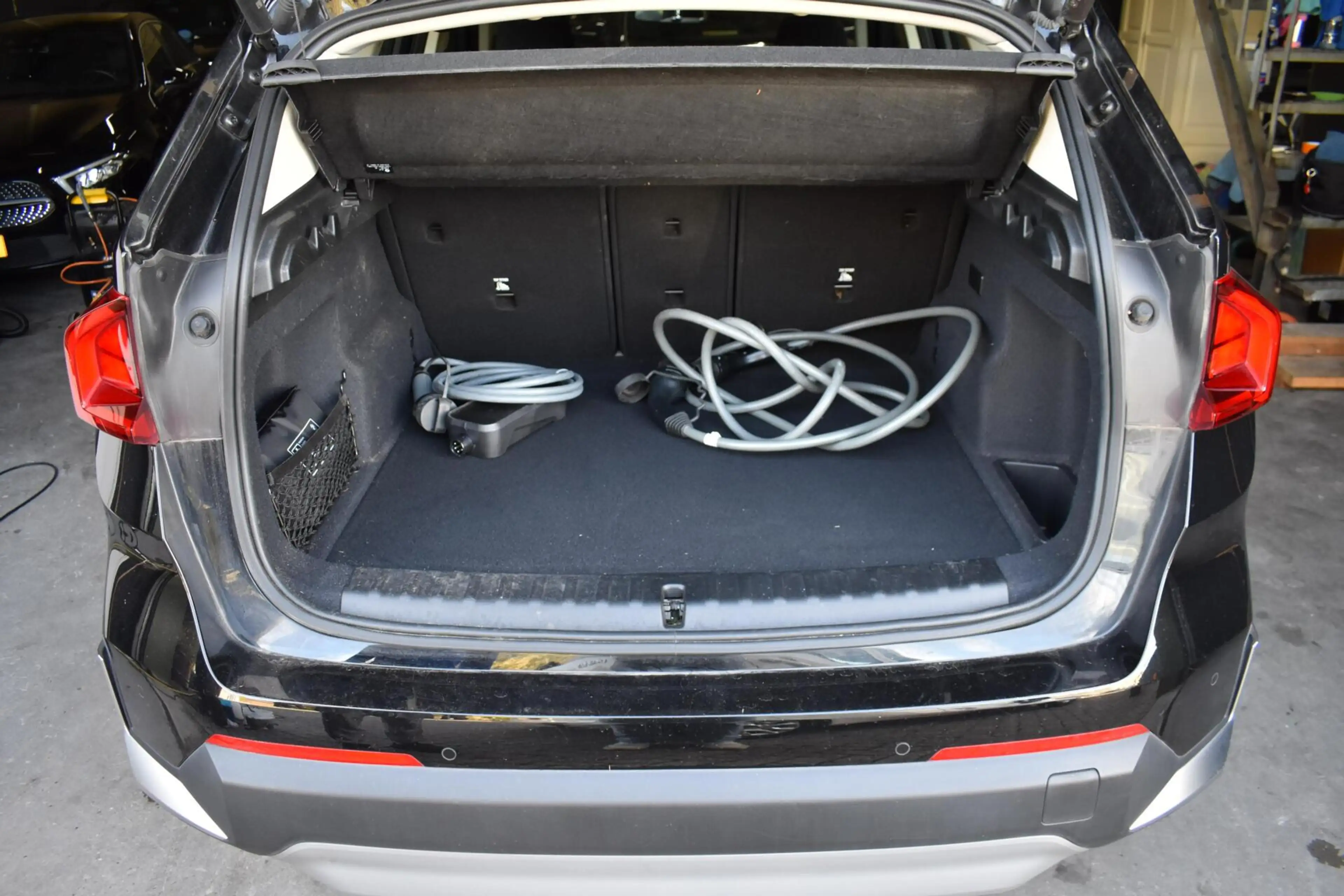 BMW iX1 xDrive30 Launch Edition 67 kWh | 100% SOH | Camera — photo 8