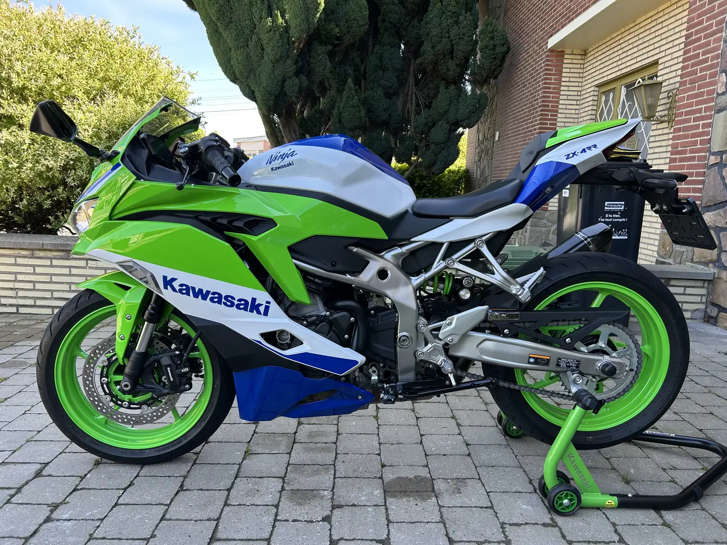Kawasaki Ninja ZX-4RR pack performance - 2
