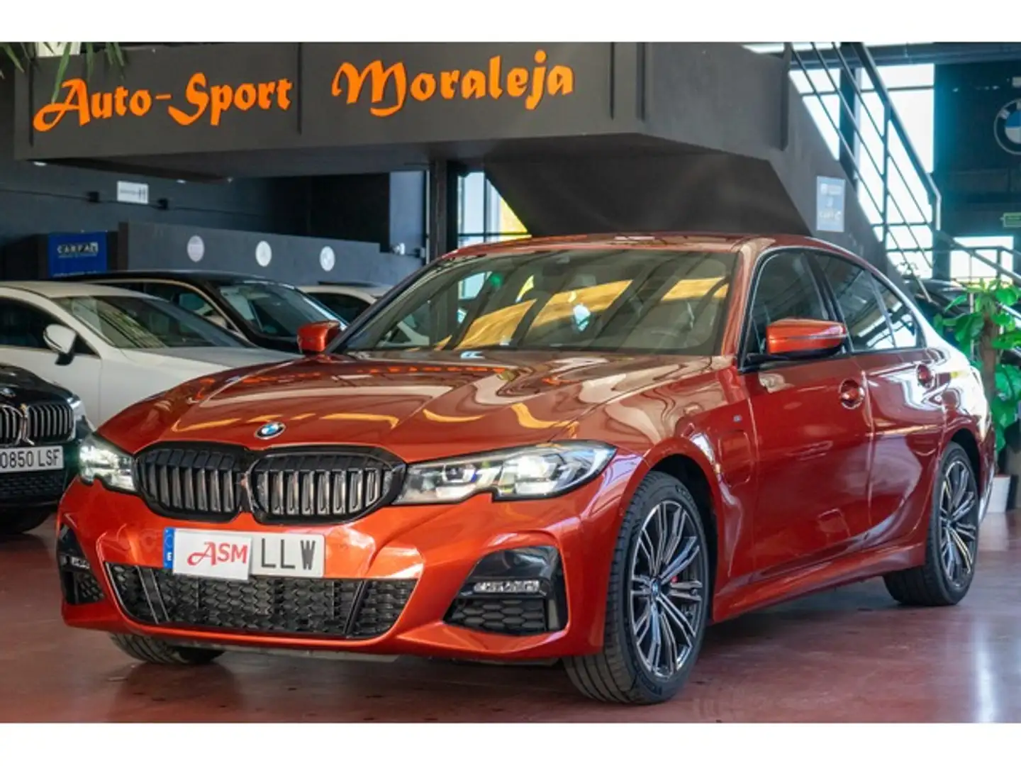 BMW 330 330e Portocaliu - 1