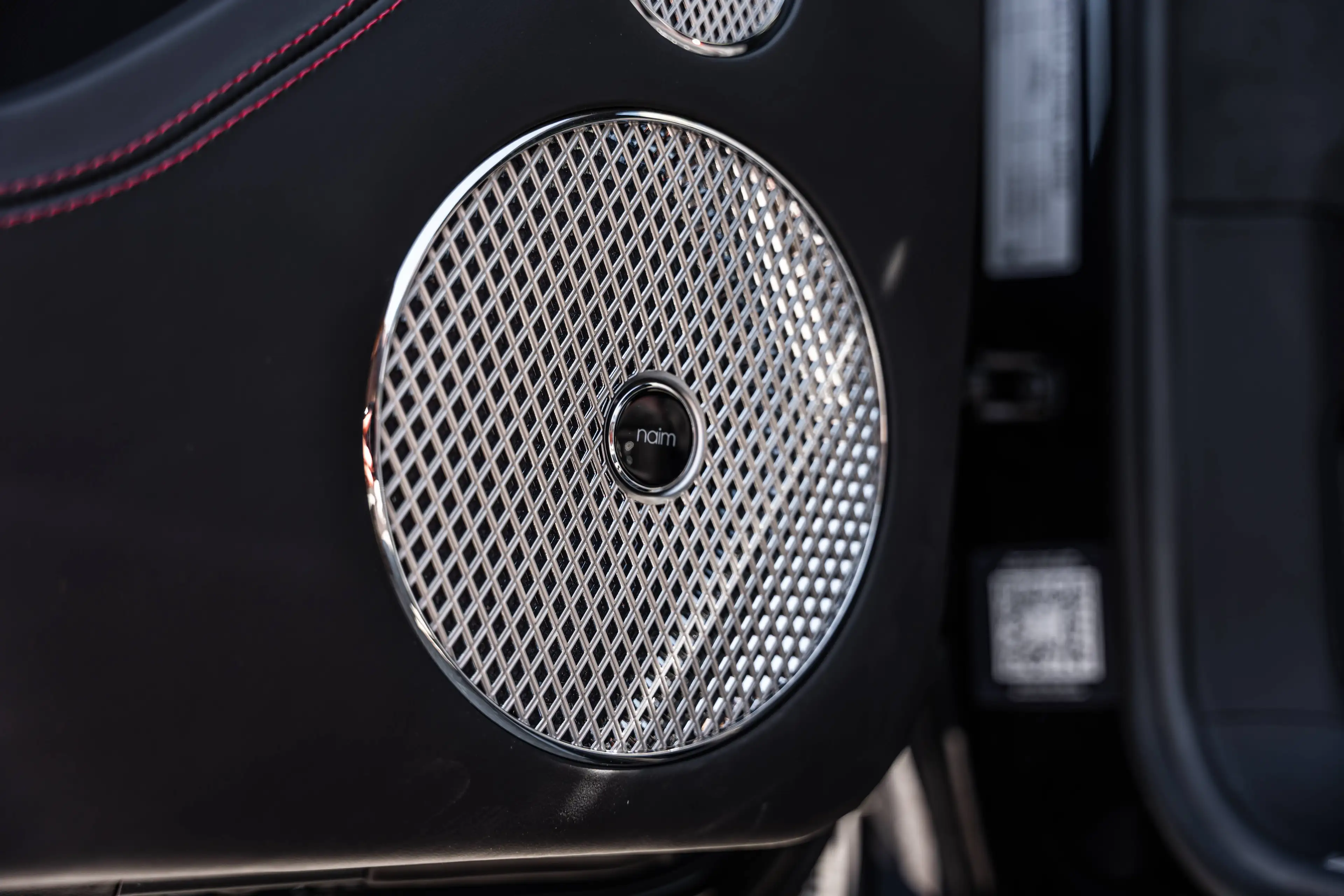 Bentley Continental GT V8 - BENTLEY WARRANTY 12/27 - BELG - CARBONPACK - NAIM - BLACK ON BLACK — photo 15