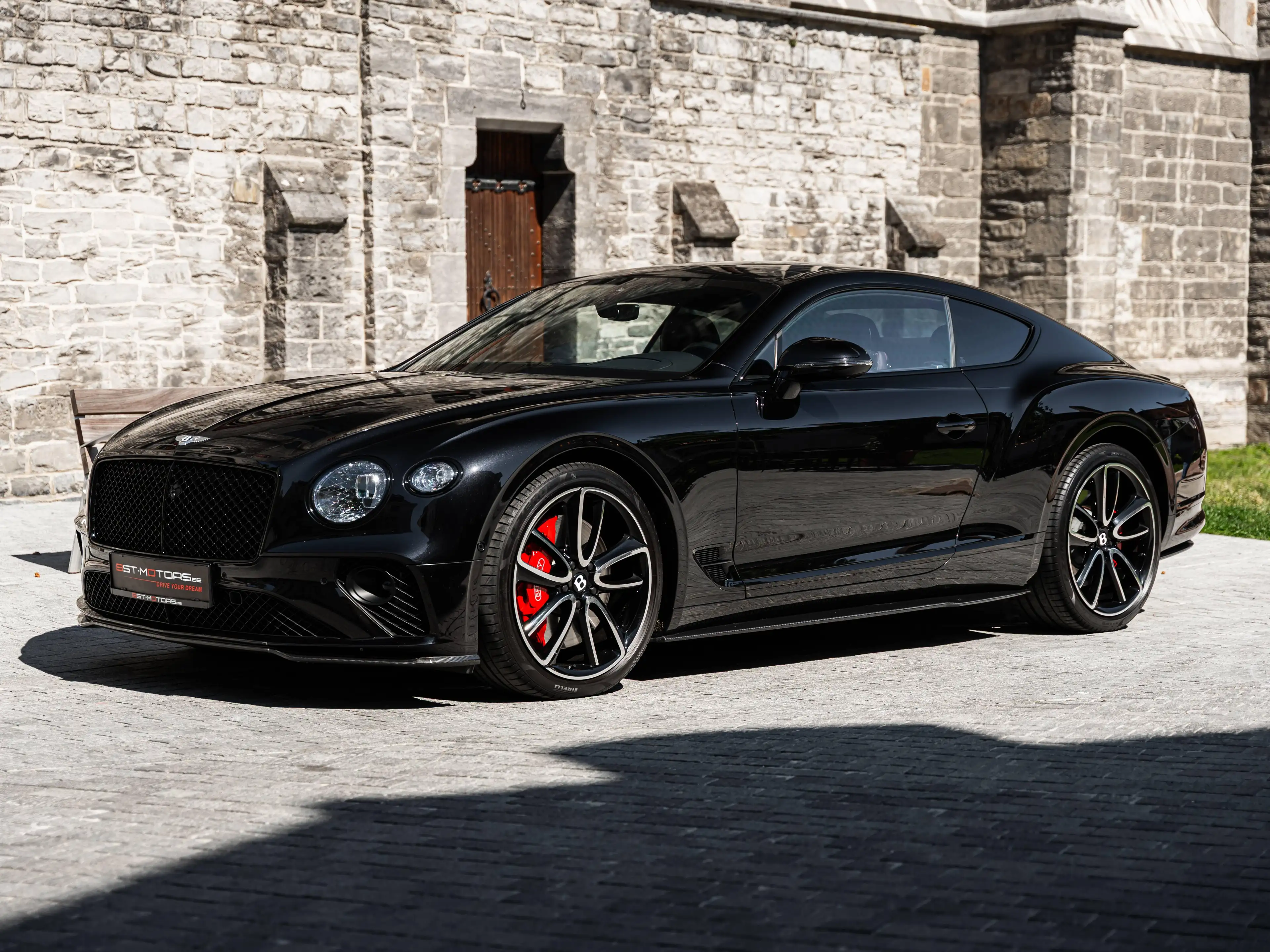 Bentley Continental GT V8 - BENTLEY WARRANTY 12/27 - BELG - CARBONPACK - NAIM - BLACK ON BLACK