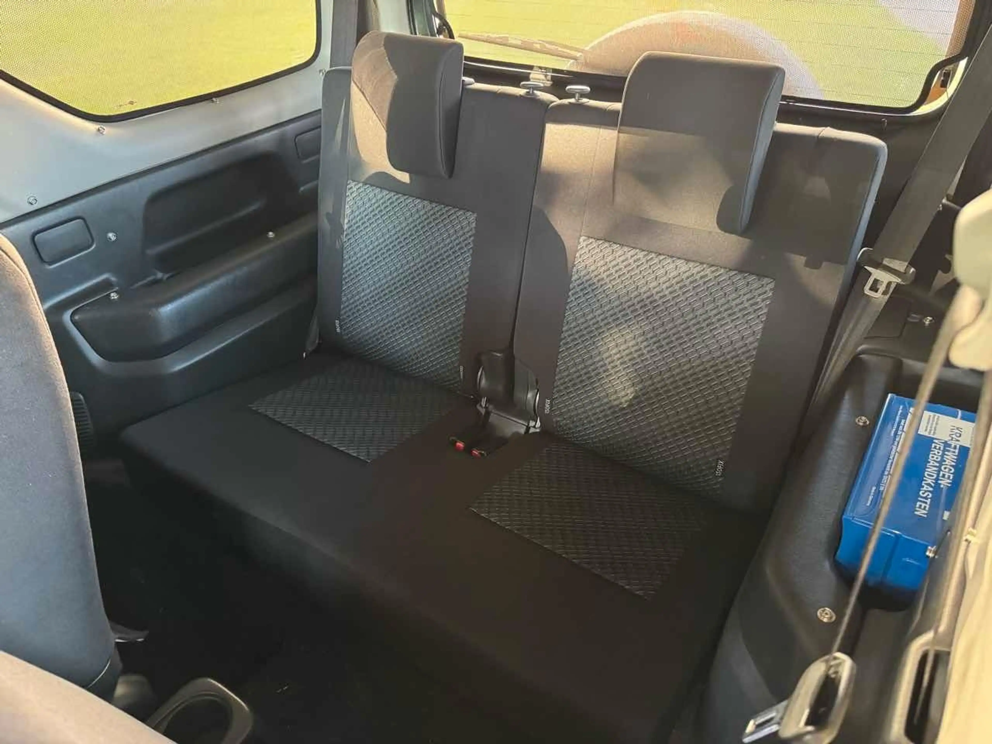 Suzuki Jimny 1.3 ALLGRIP Anhängekupplung — photo 6