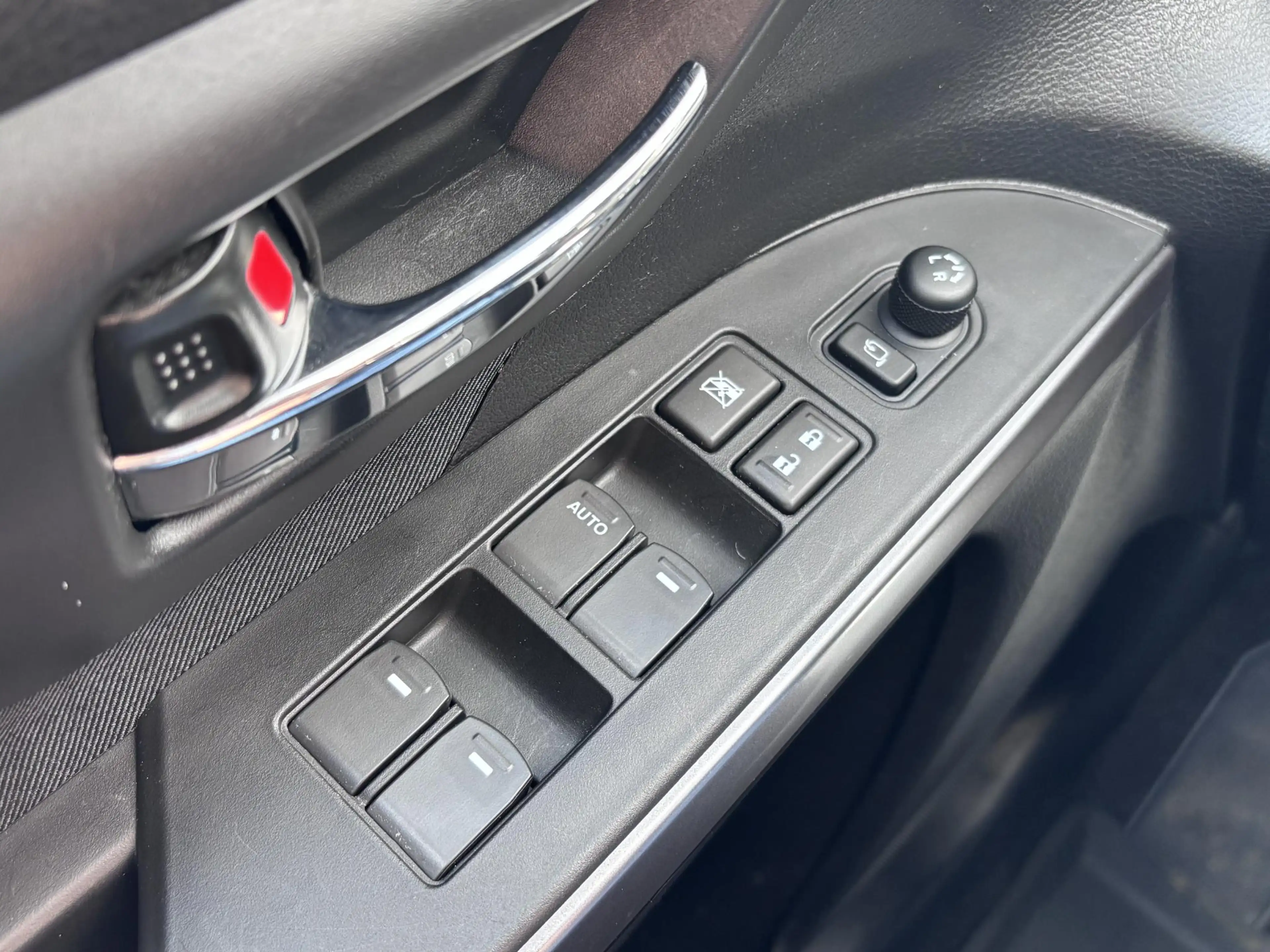 Suzuki S-Cross 1.4 Boosterjet Select Smart Hybrid Carplay/Trekhaa — photo 12