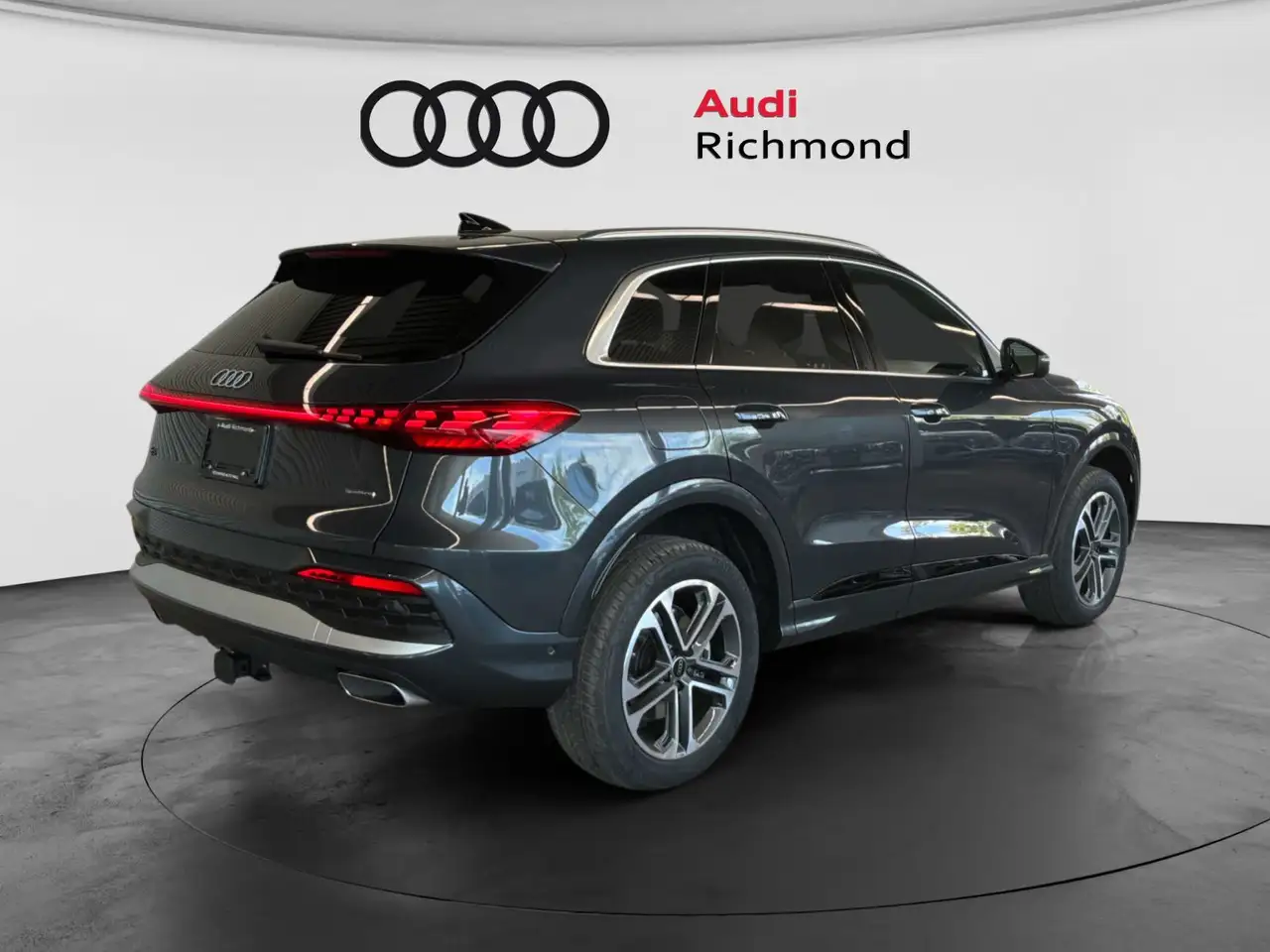 Audi Q5 снимка Audi Q5