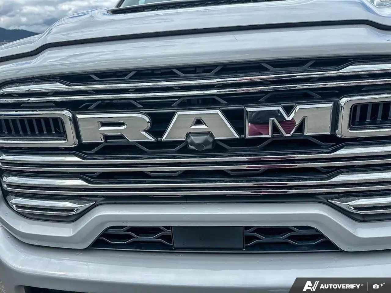 RAM 3500 снимка RAM 3500