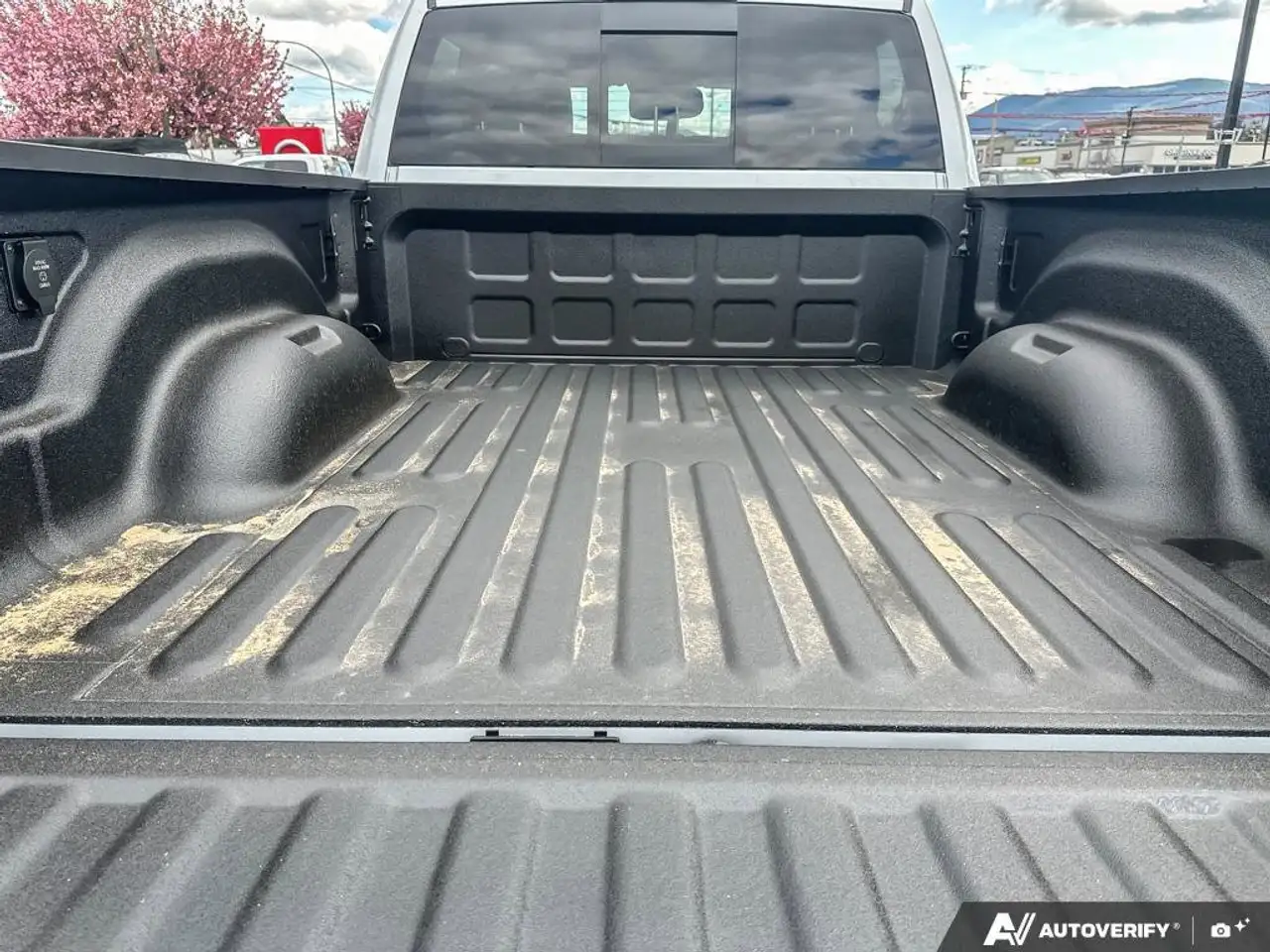 RAM 3500 снимка RAM 3500