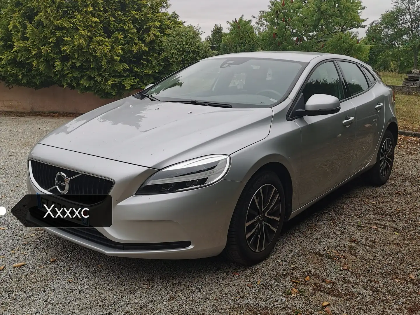 Volvo V40 D2 120 Momentum Business Gris - 1