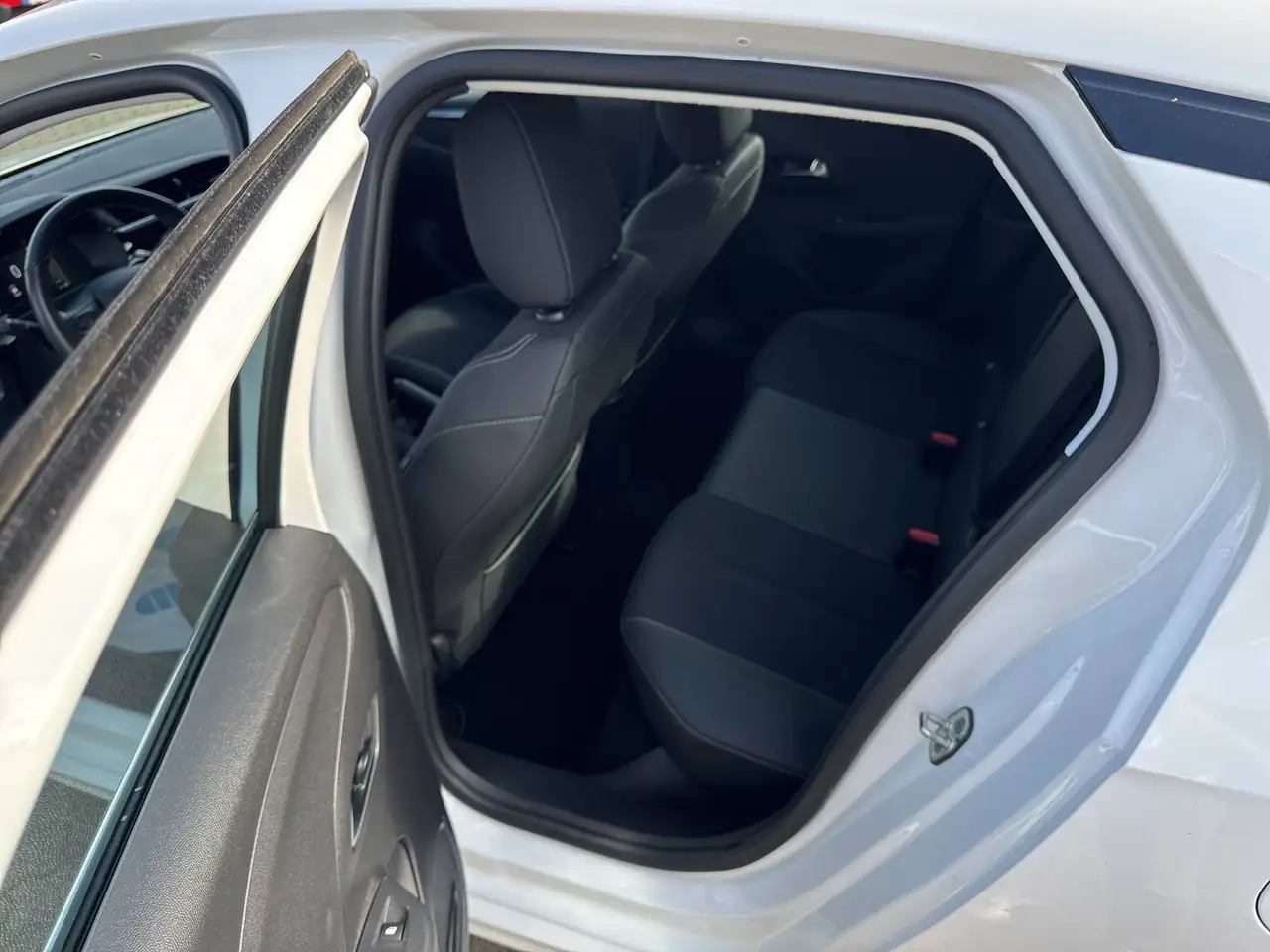 Opel Corsa Elegance, миниатюра 10