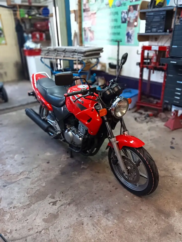 Honda CB 500