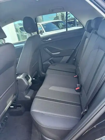 Volkswagen T-Roc 2026, foto 7