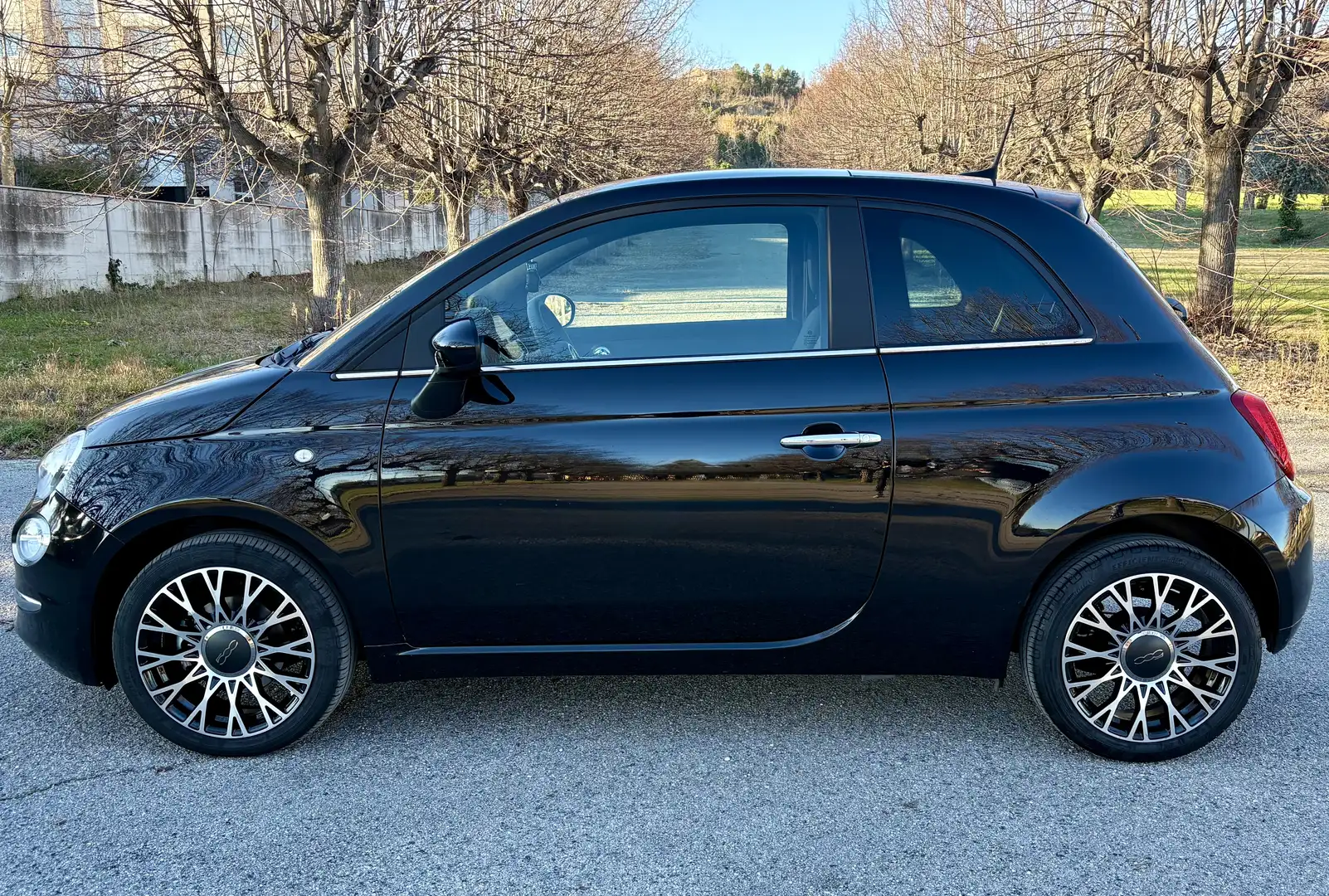 Fiat 500 1.0 HYBRID DOLCEVITA - 1