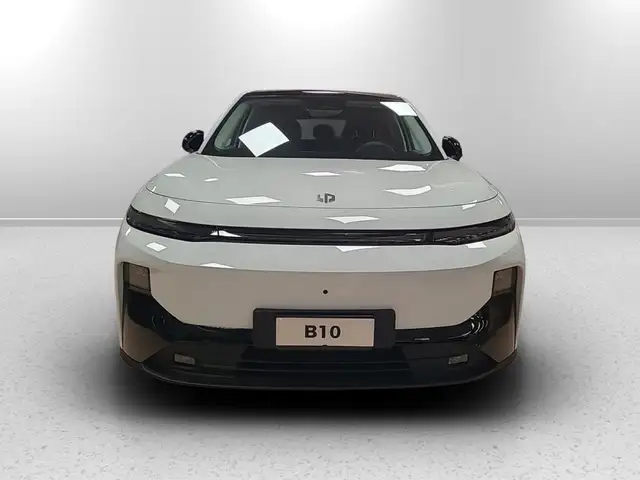 Leapmotor B10 view 8