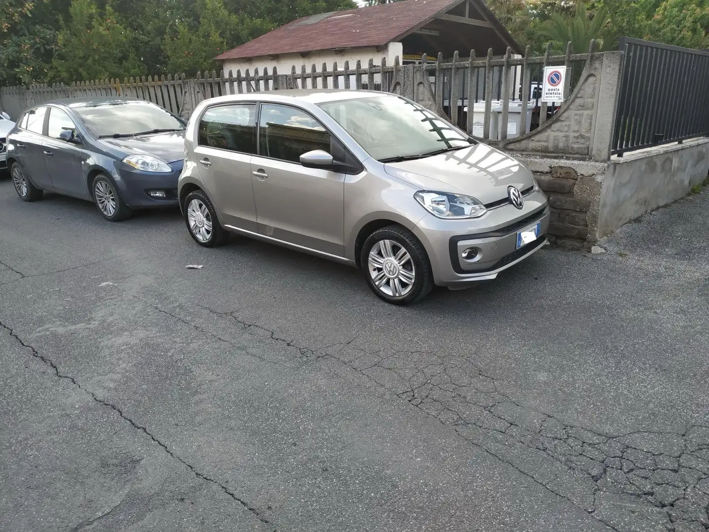 Volkswagen up! 5p 1.0 eco High 68cv - 2