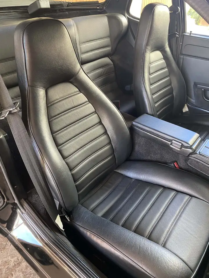 Porsche 944 Coupe 2.5, foto 6