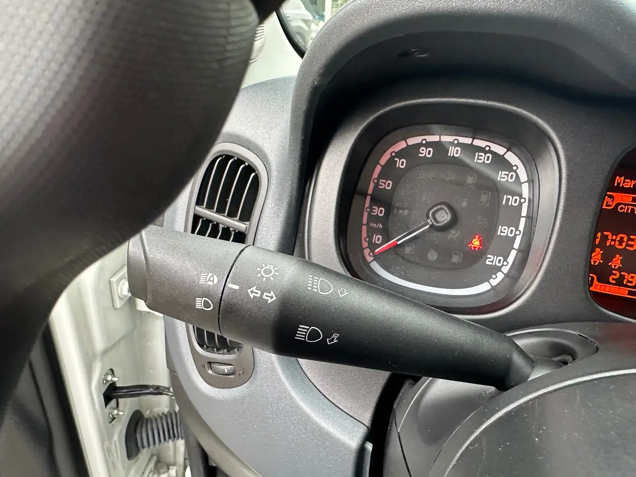 Fiat Panda 1.0i MHEV Clim Auto Carplay Carnet Garantie 12 Mois, миниатюра 18